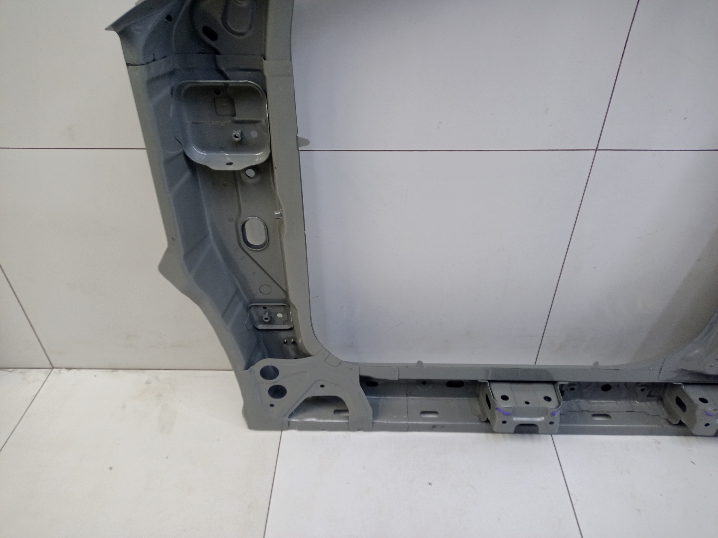 Панель кузова боковая правая Omoda C5