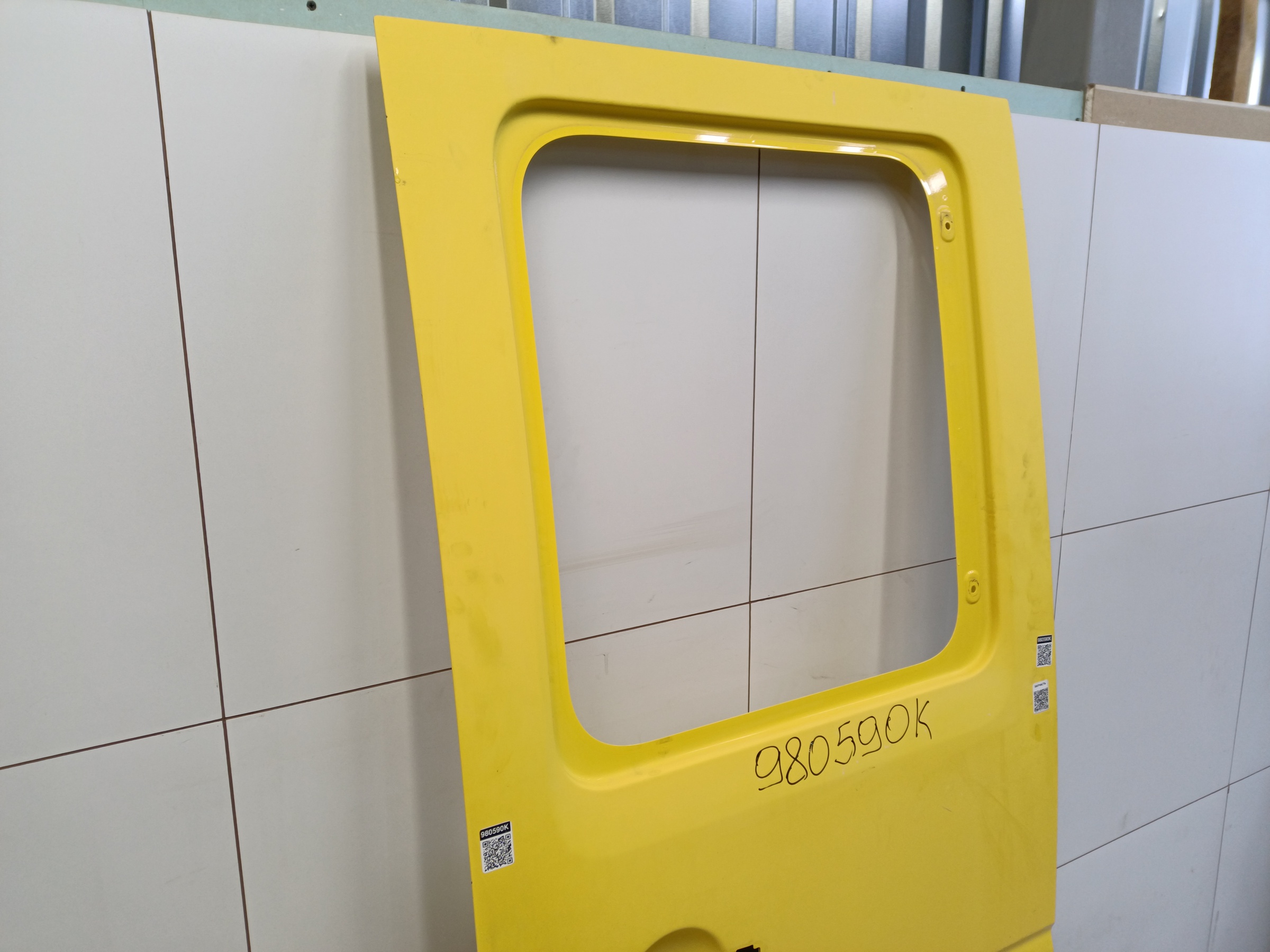 Дверь задняя правая Mercedes-Benz Sprinter W906 Double Cab бортовой