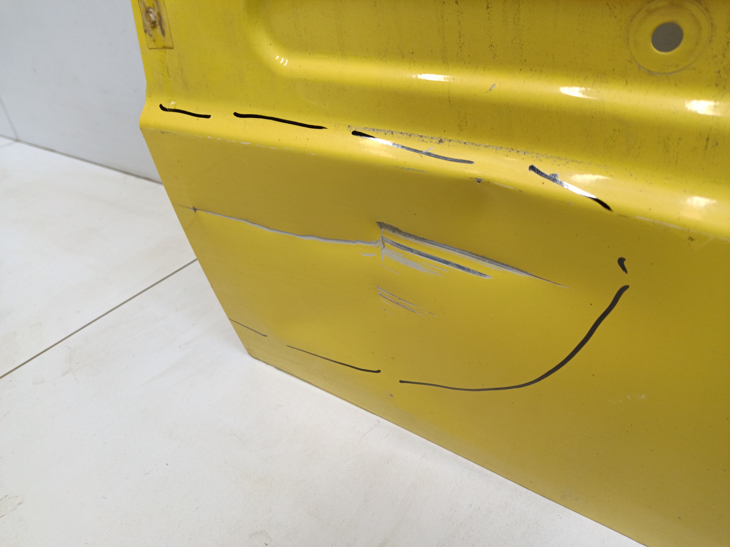 Дверь задняя правая Mercedes-Benz Sprinter W906 Double Cab бортовой