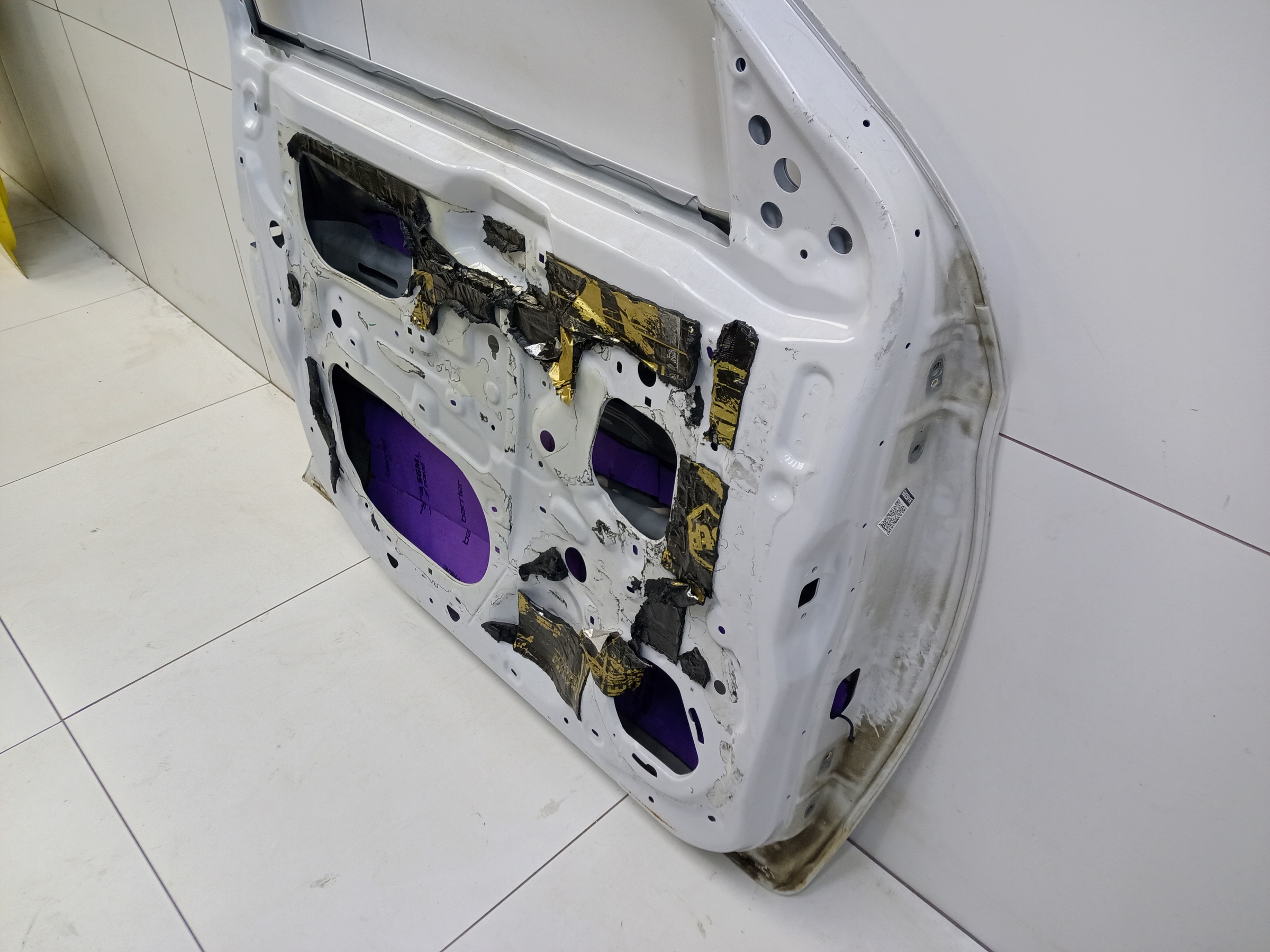 Дверь передняя левая Mitsubishi Pajero Sport 3