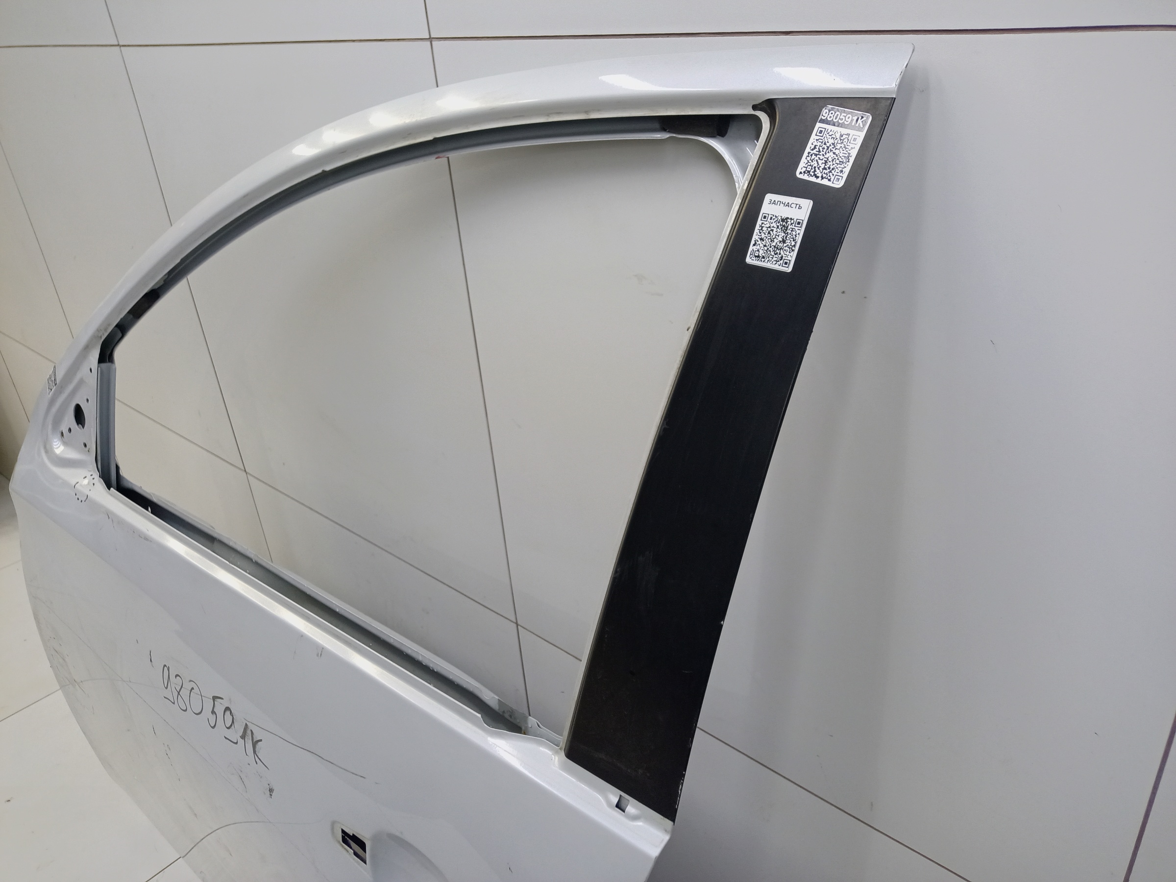 Дверь передняя левая Mitsubishi Pajero Sport 3