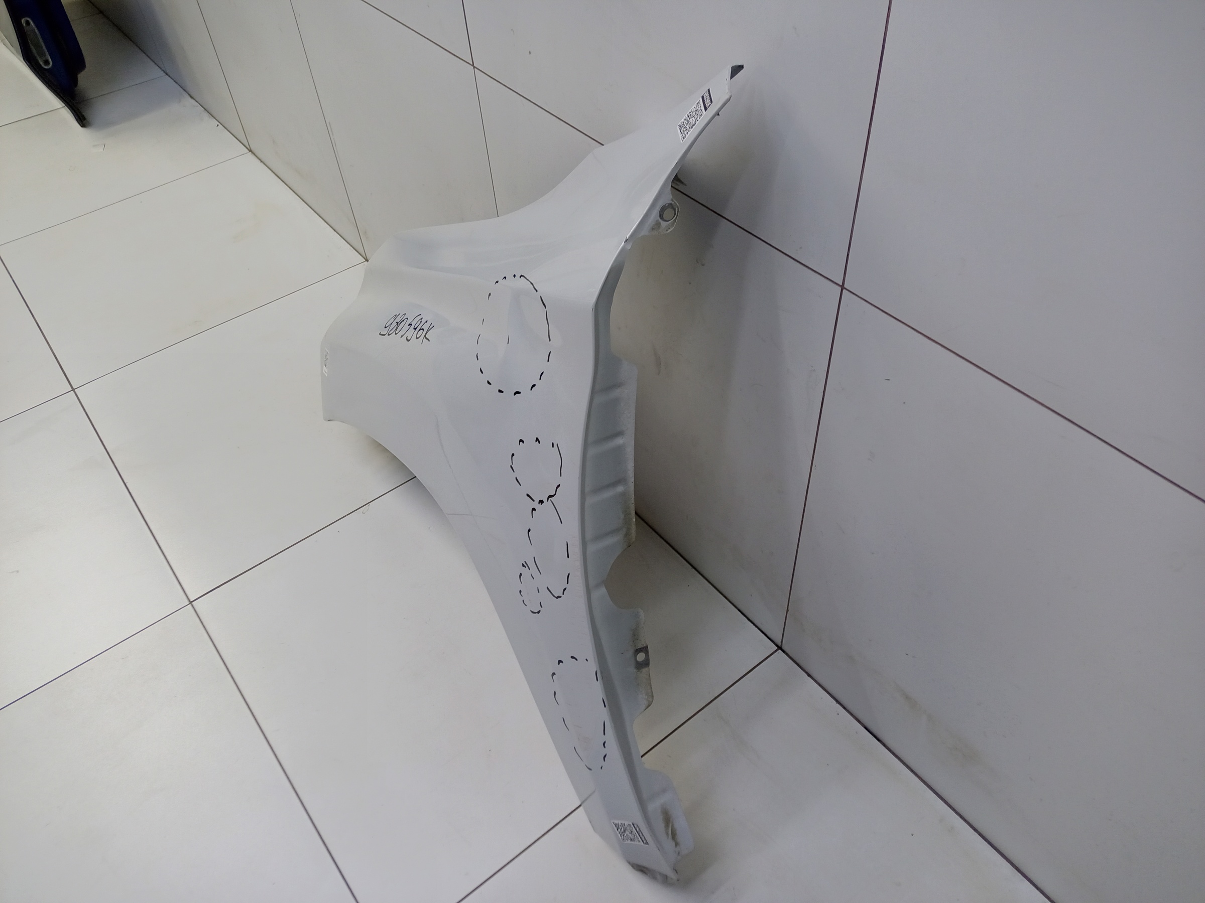 Крыло переднее левое Mitsubishi Pajero Sport 3 Restail