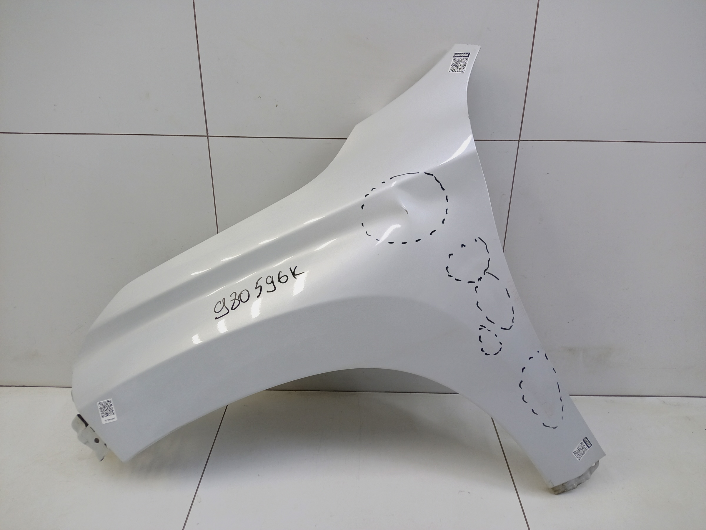 Крыло переднее левое Mitsubishi Pajero Sport 3 Restail