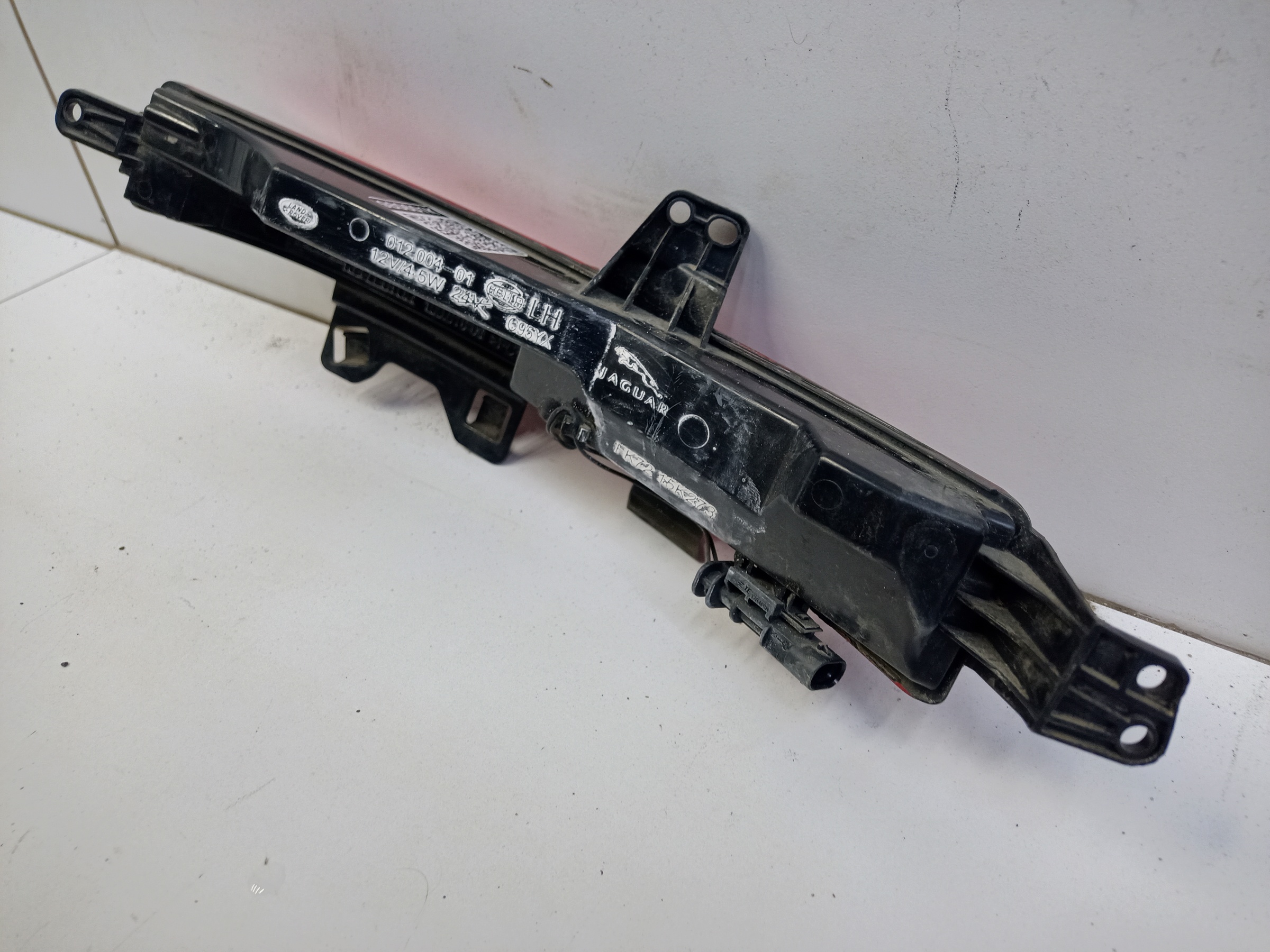 Фара ПТФ задняя левая Land Rover Discovery Sport LED