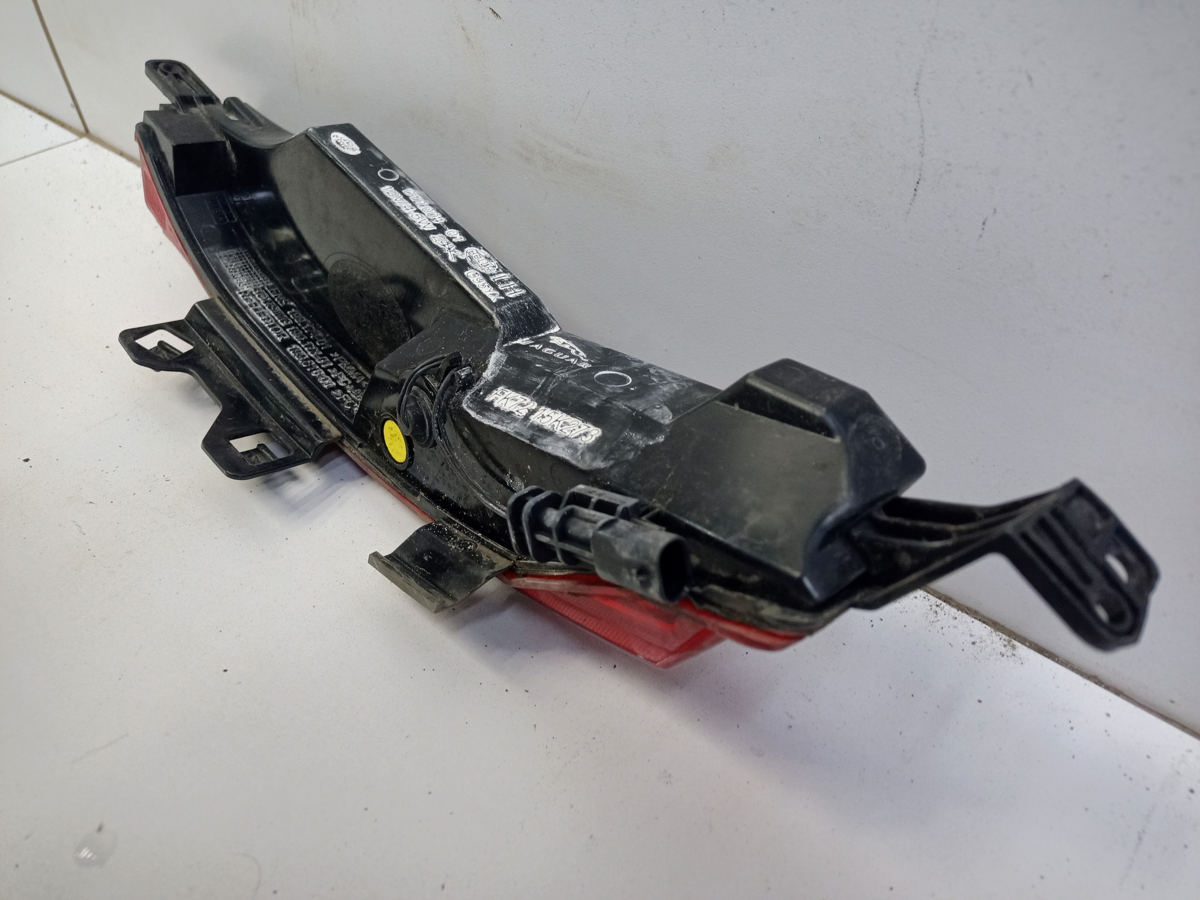 Фара ПТФ задняя левая Land Rover Discovery Sport LED