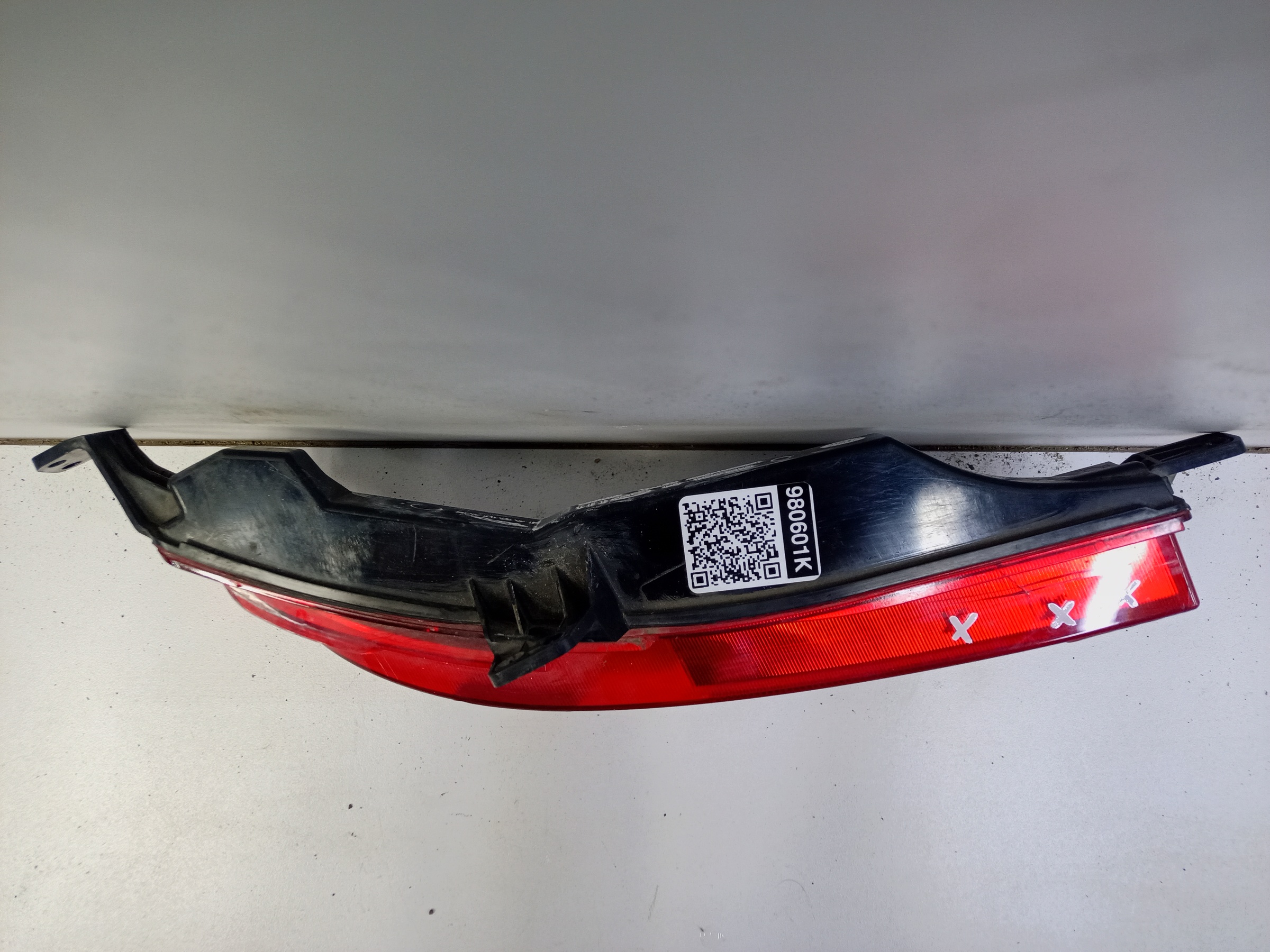 Фара ПТФ задняя левая Land Rover Discovery Sport LED