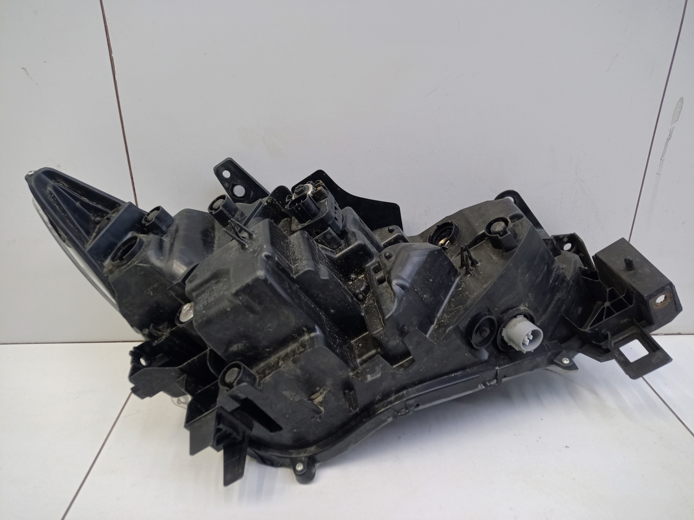 Фара передняя левая Mazda CX-5 2 LED