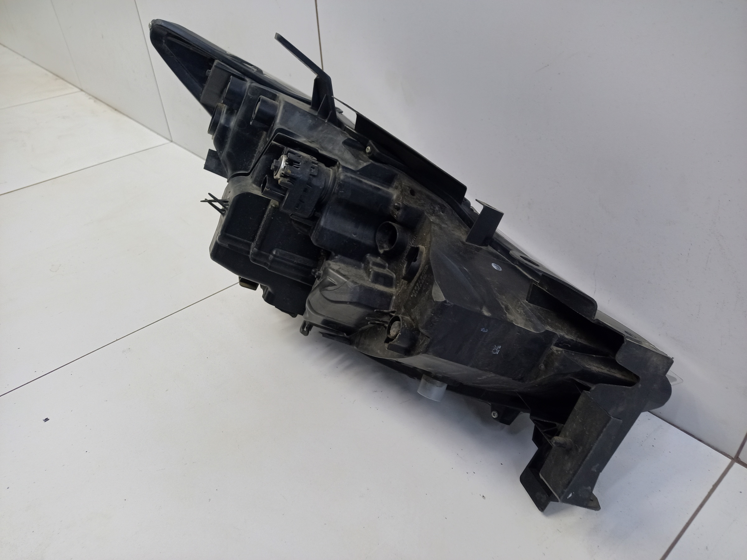 Фара передняя левая Mazda CX-5 2 LED