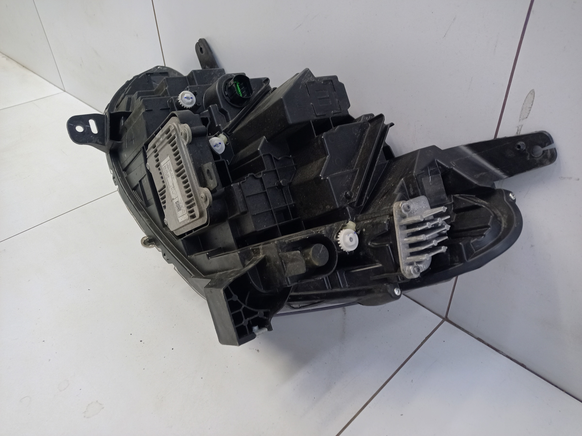 Фара передняя правая Haval Jolion LED