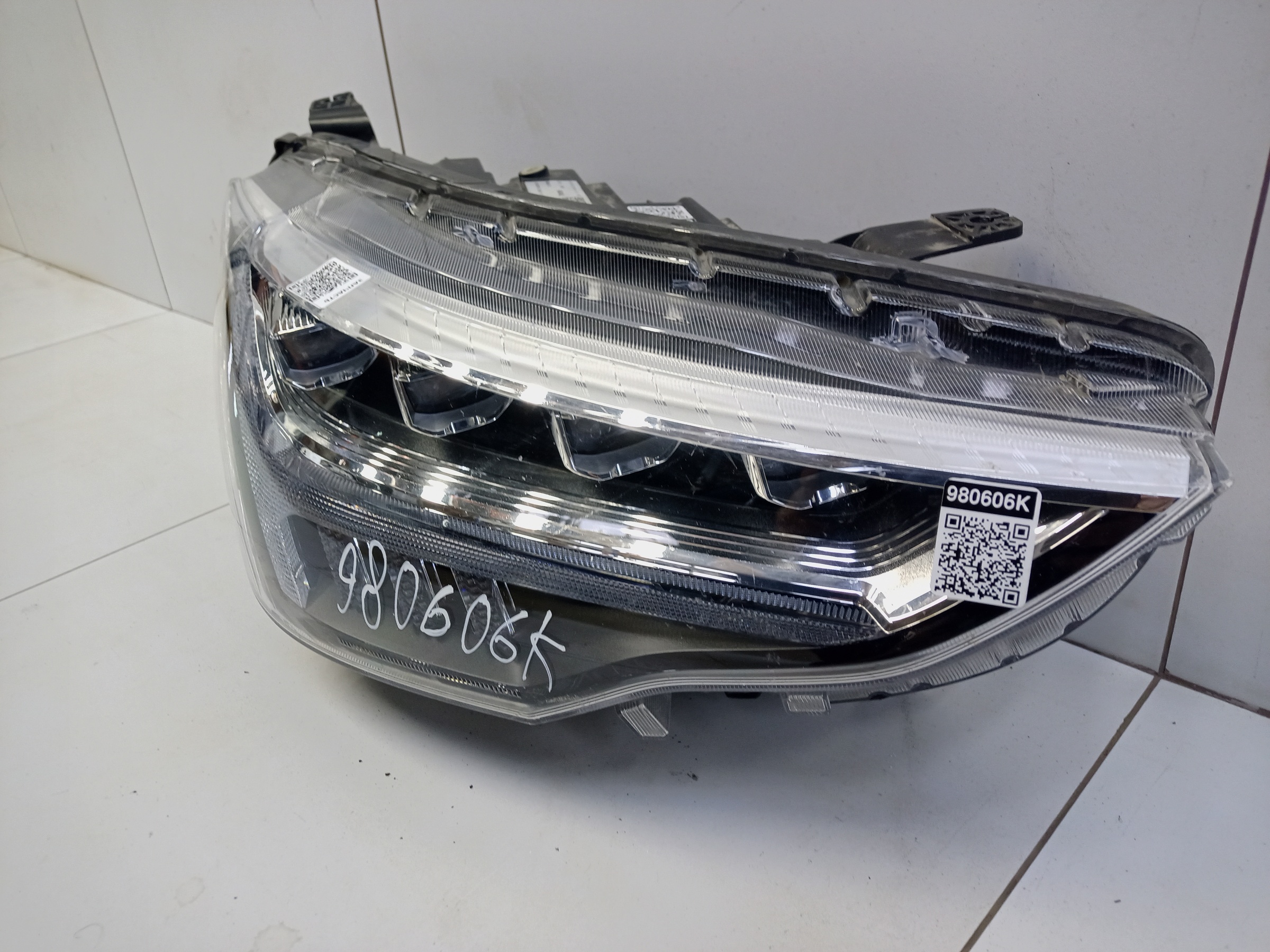 Фара передняя правая Haval Jolion LED