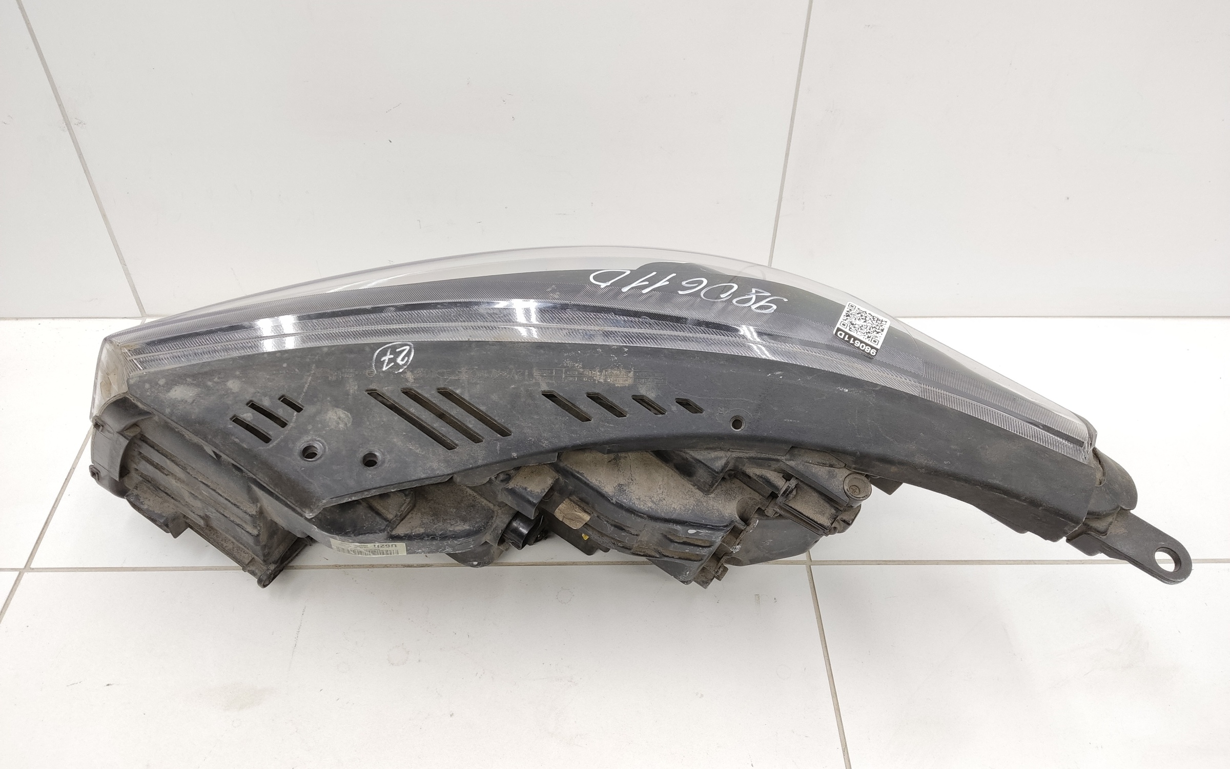 Фара передняя правая Kia Sorento 3 Restail LED