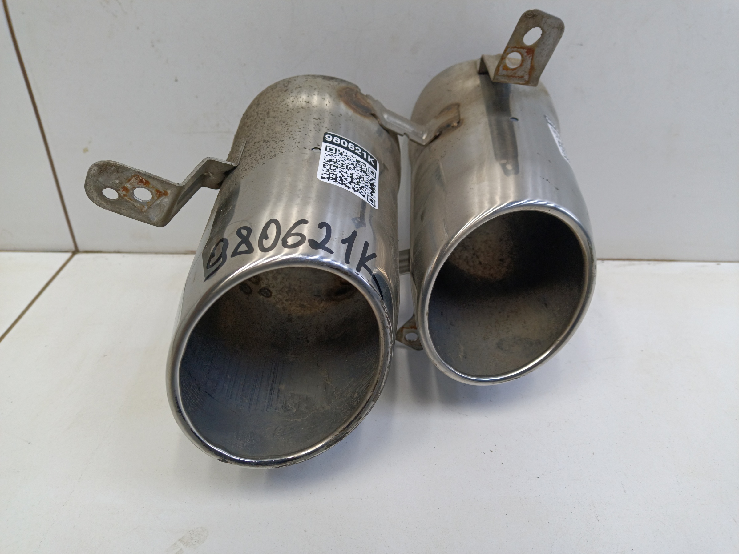 Насадка глушителя левая Geely Coolray Restail