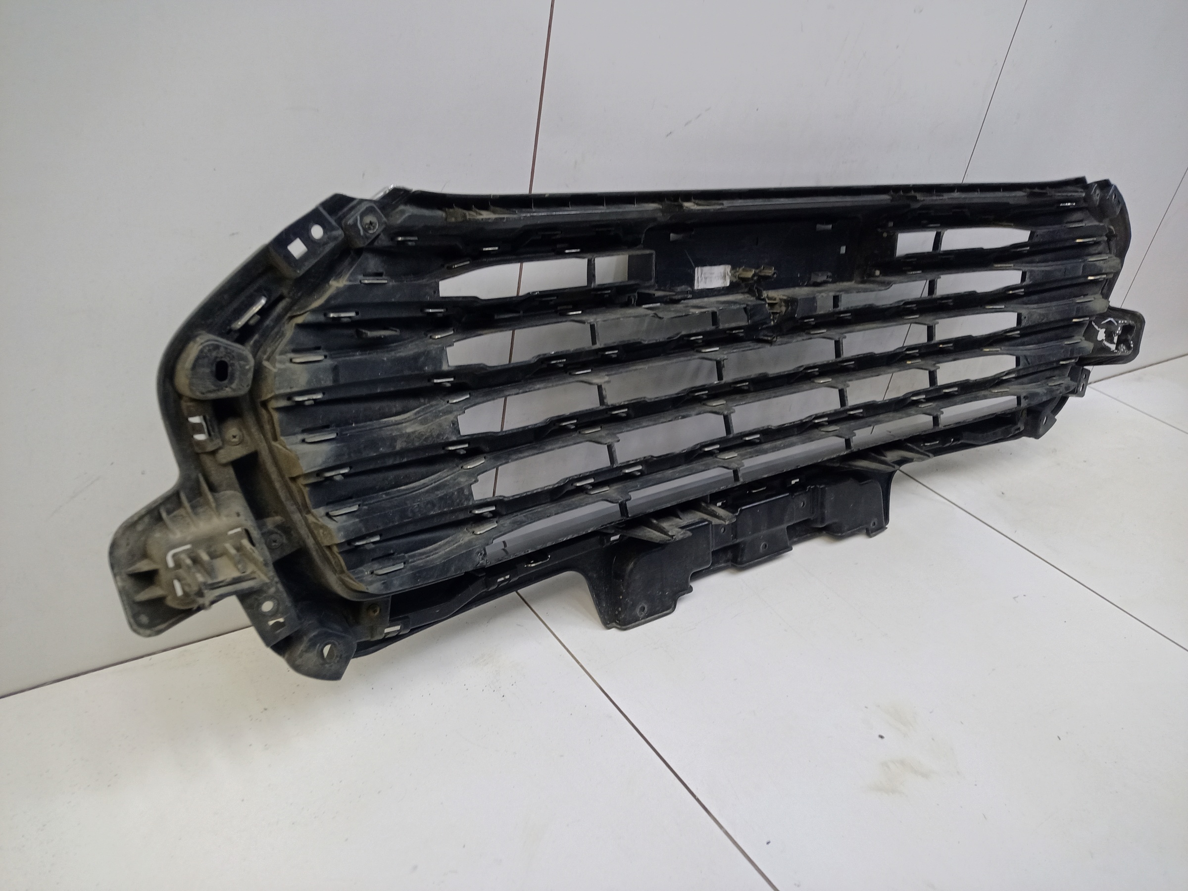 Решётка радиатора Haval Jolion под камеру