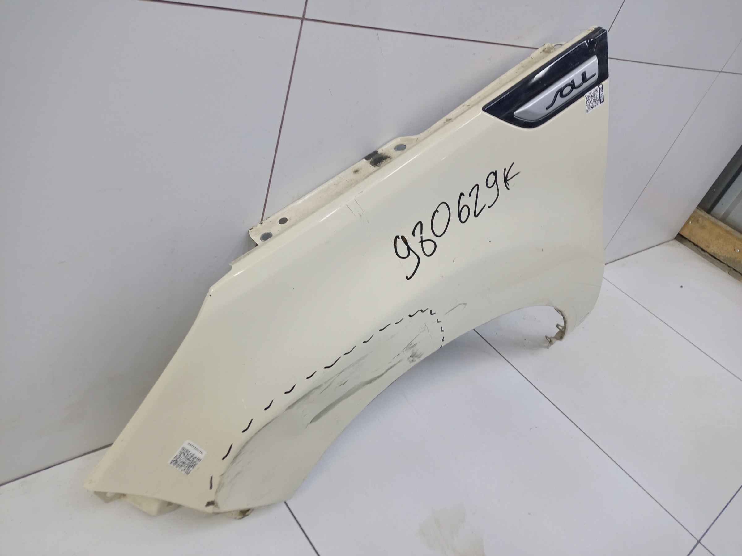 Крыло переднее левое KIA Soul 2