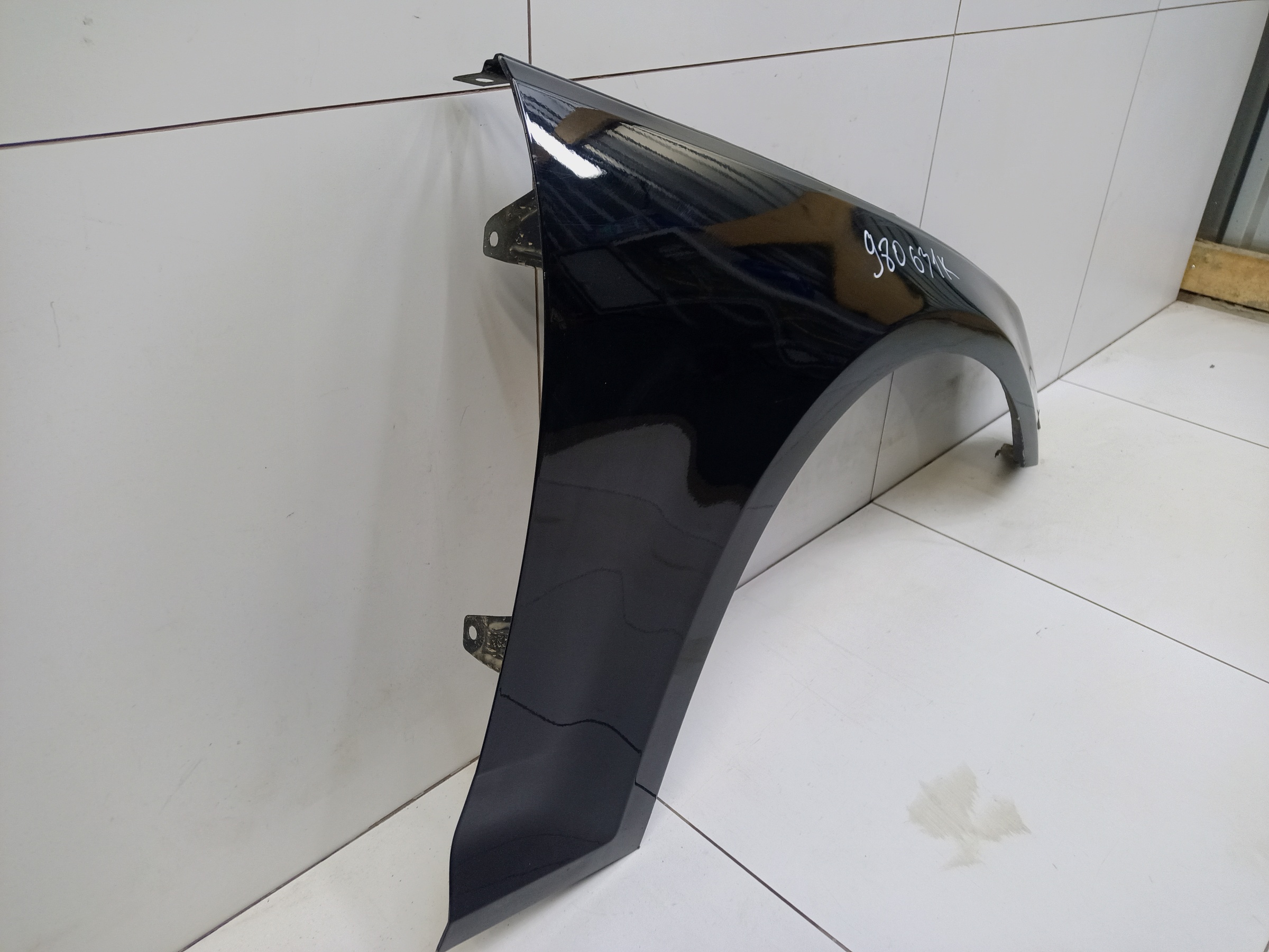 Крыло переднее правое Audi A4 B9