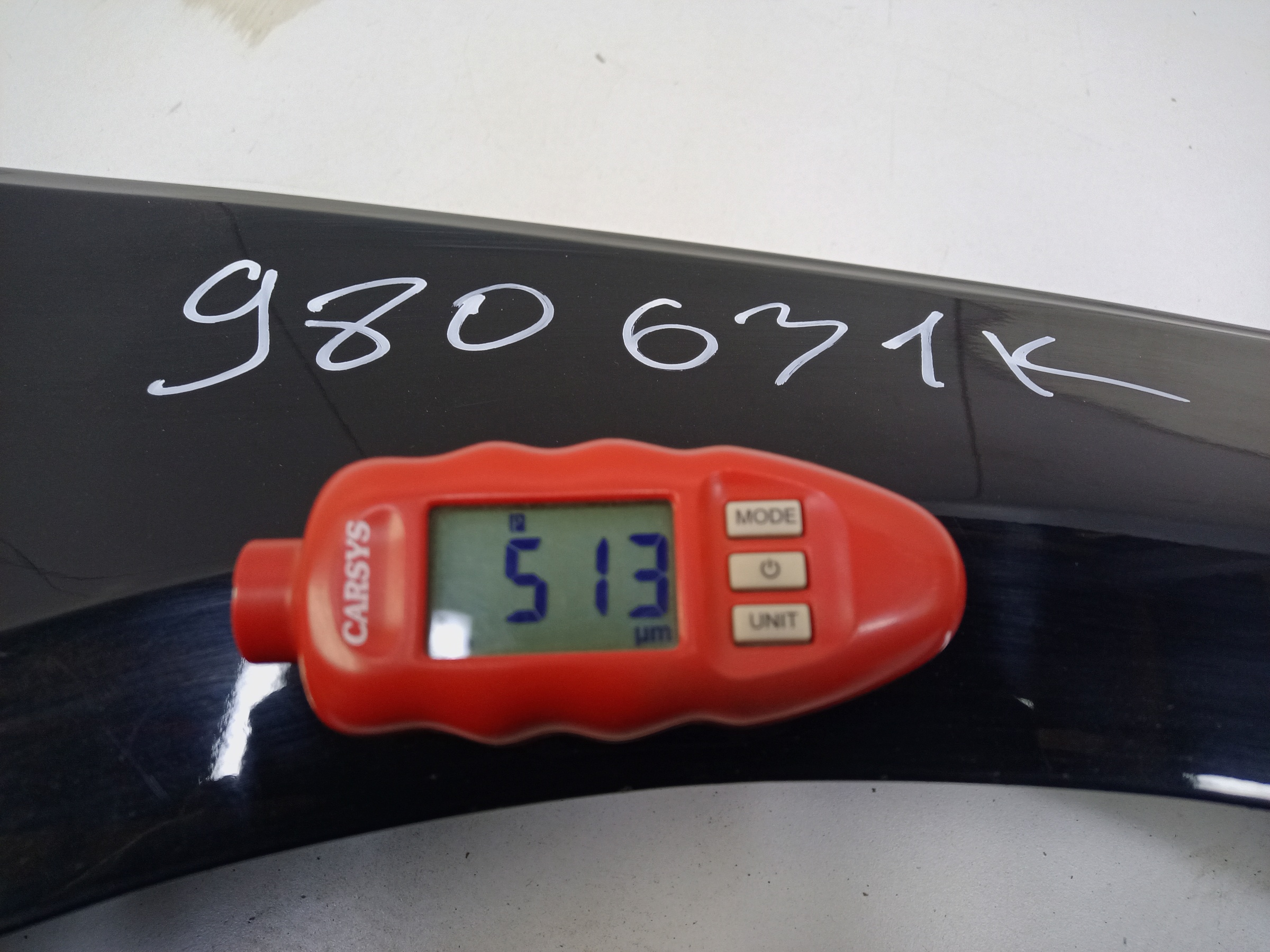 Крыло переднее правое Audi A4 B9