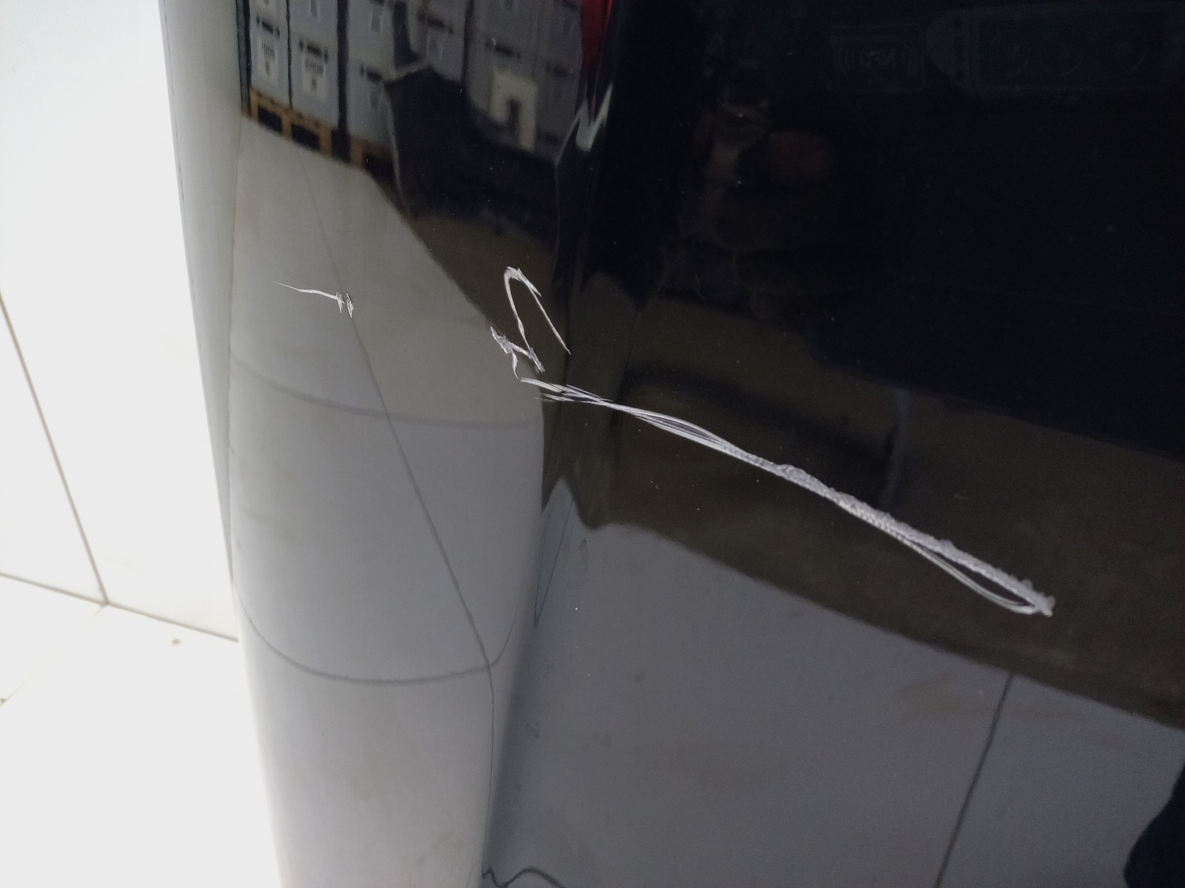 Капот Audi A4 B9