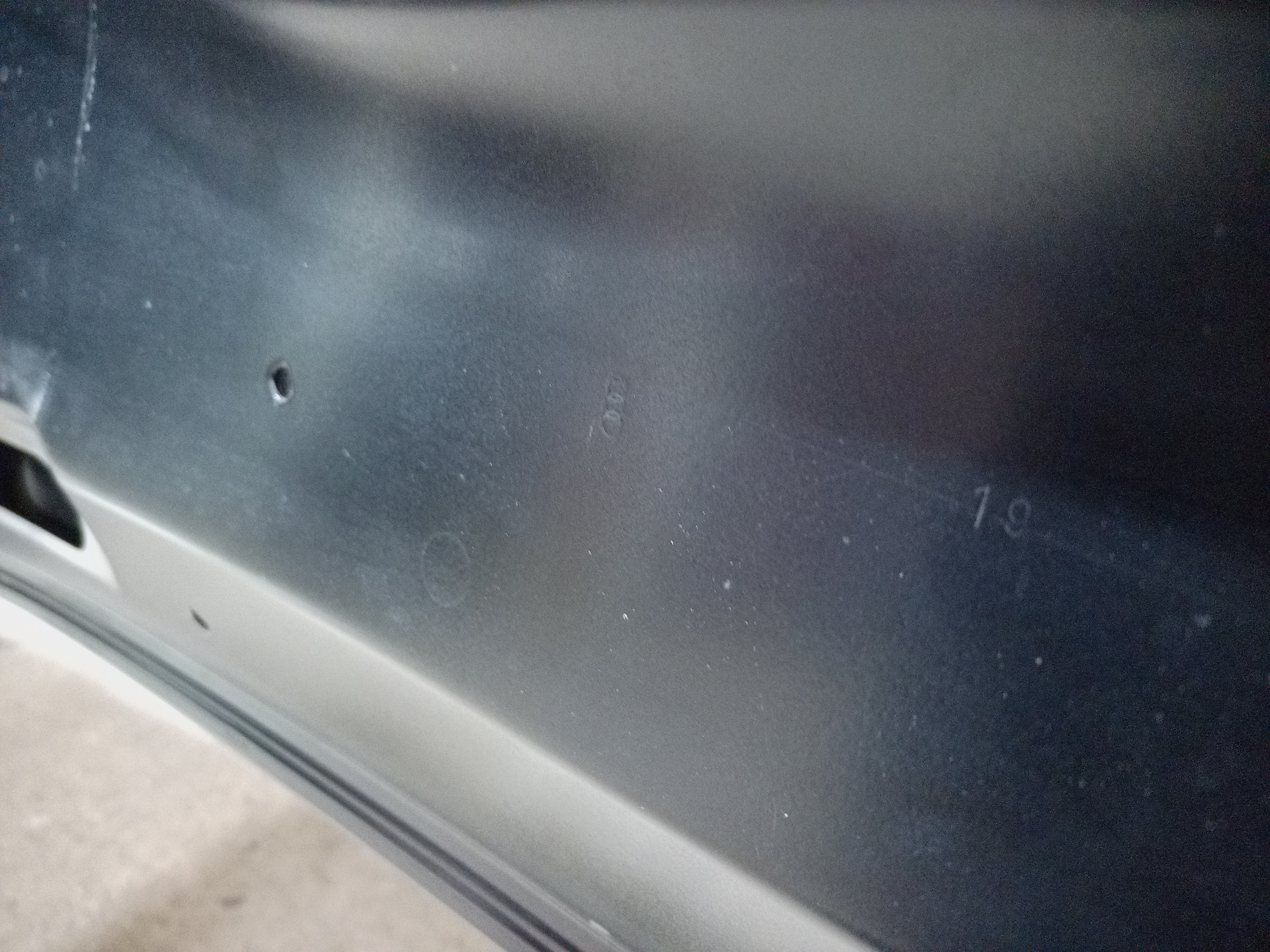 Капот Audi A4 B9