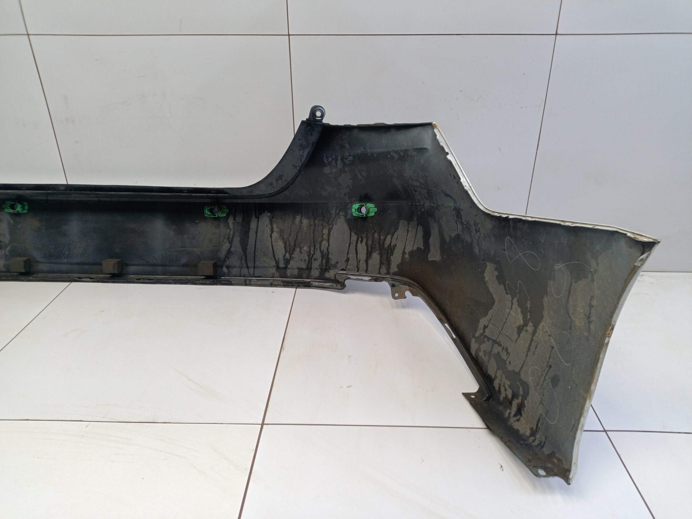 Бампер задний Toyota Camry V70