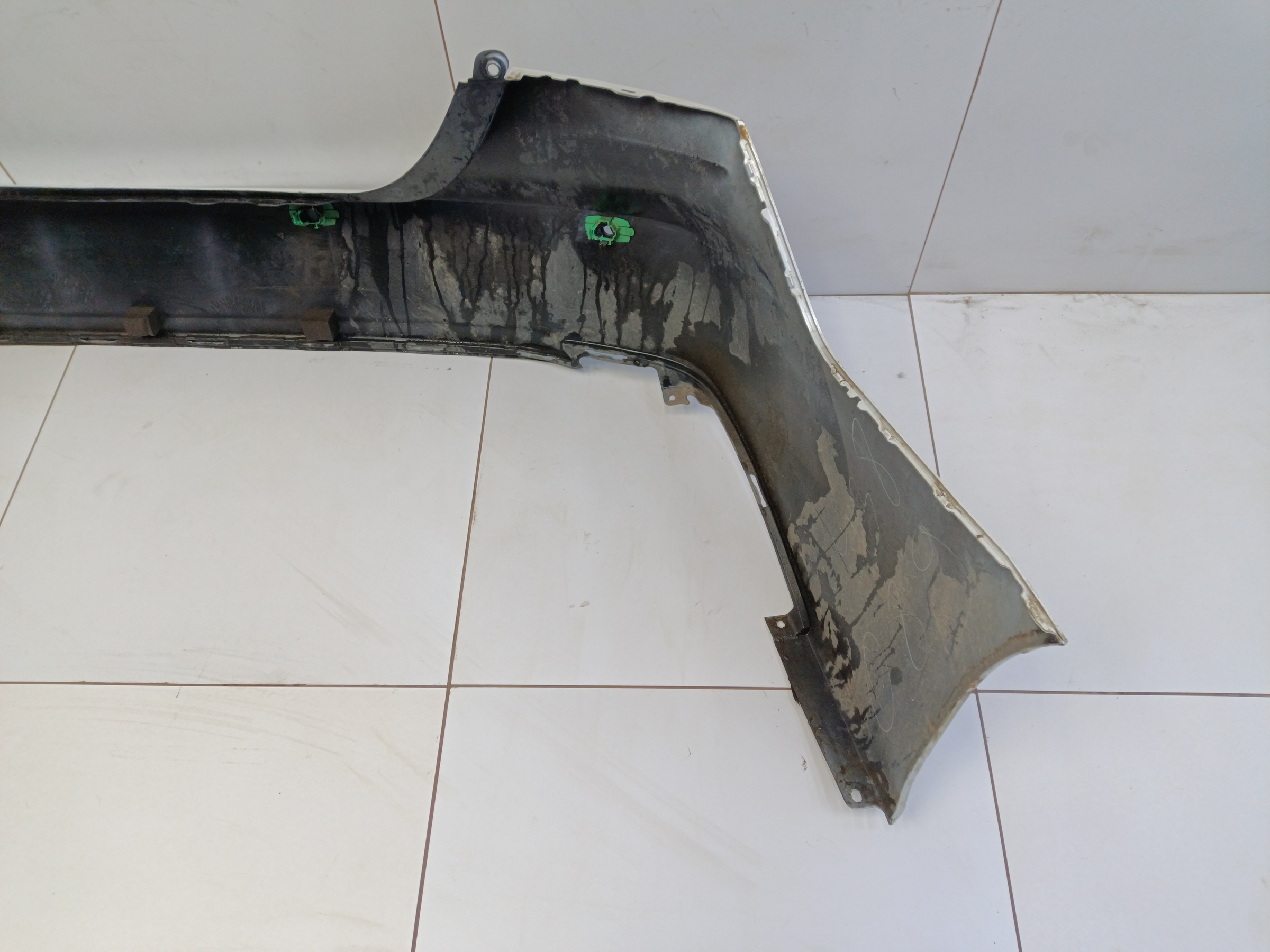 Бампер задний Toyota Camry V70