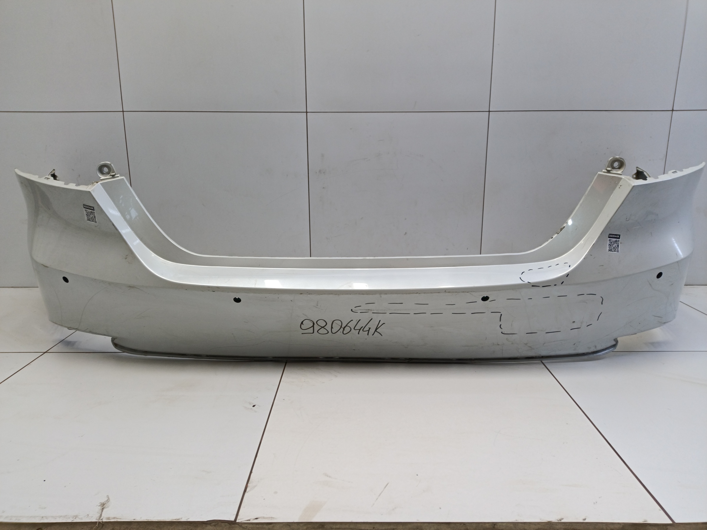 Бампер задний Toyota Camry V70