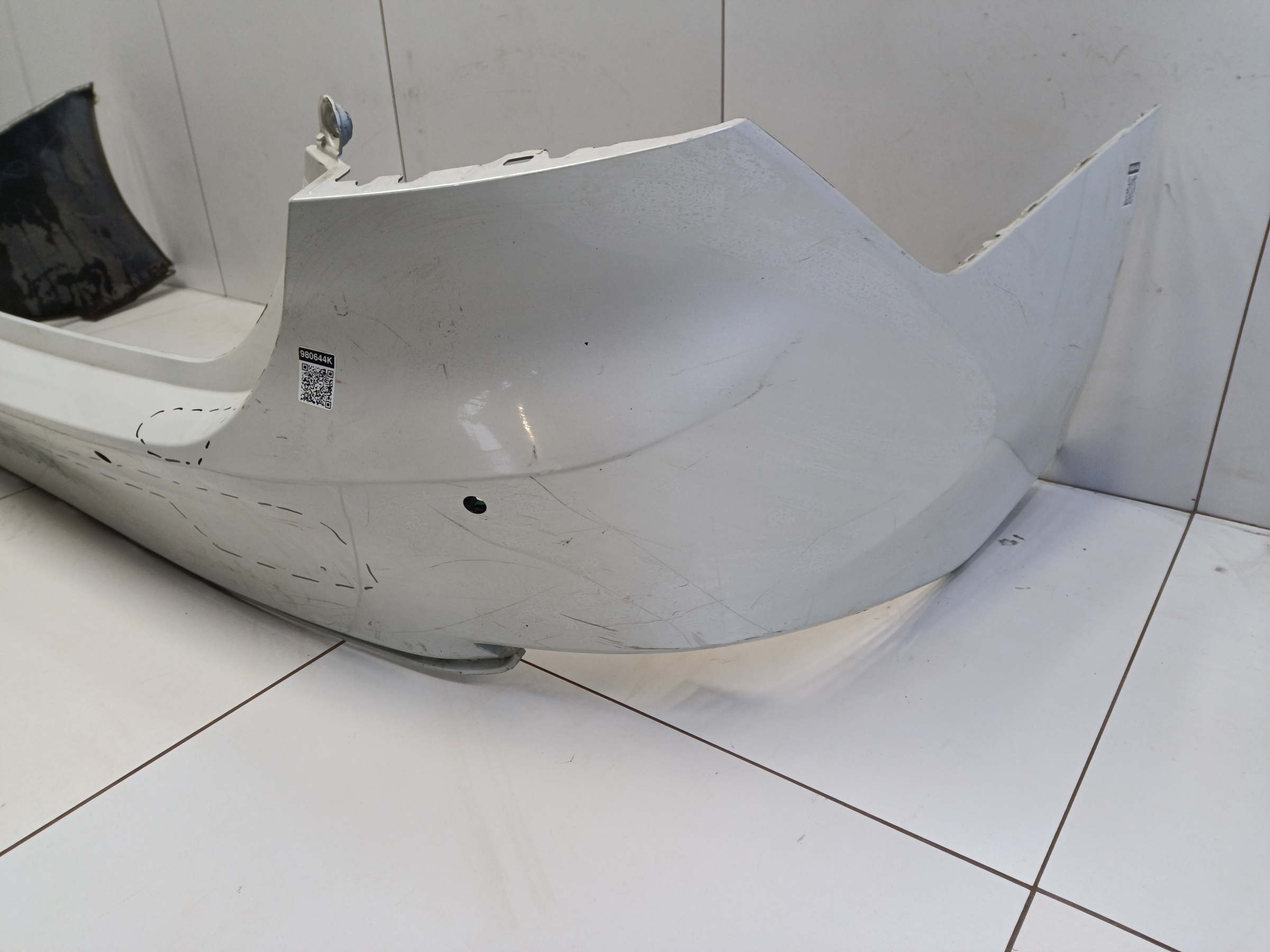 Бампер задний Toyota Camry V70