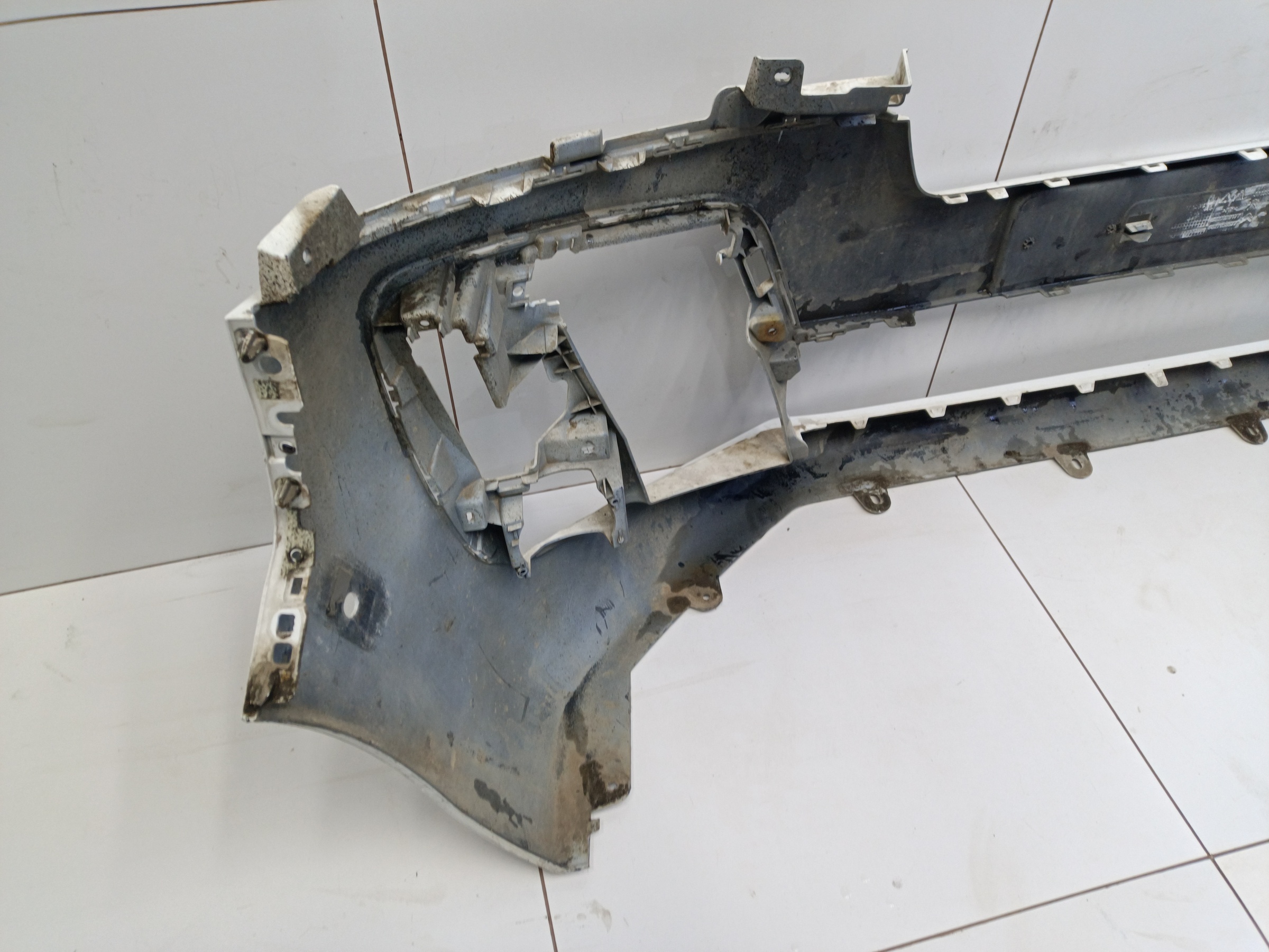 Бампер передний Peugeot Traveller