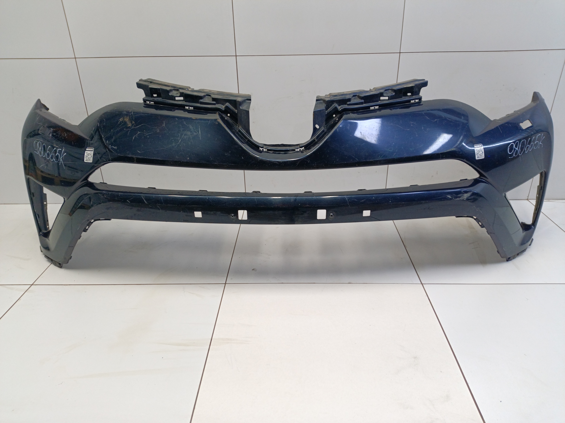 Бампер передний Toyota RAV4 CA40 Restail