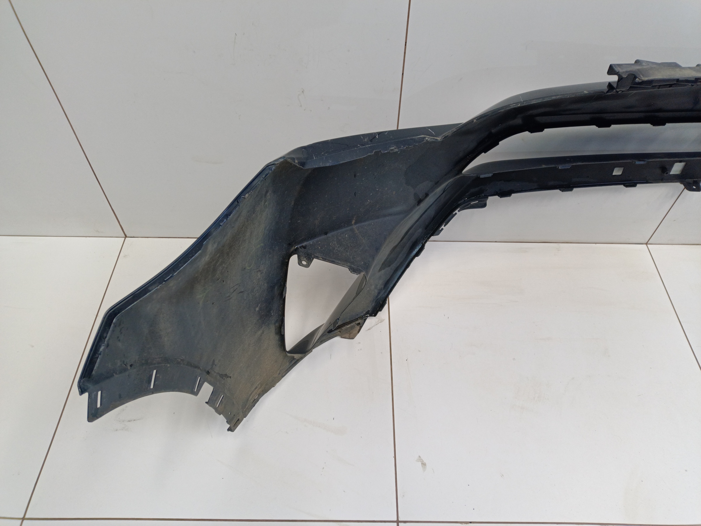 Бампер передний Toyota RAV4 CA40 Restail