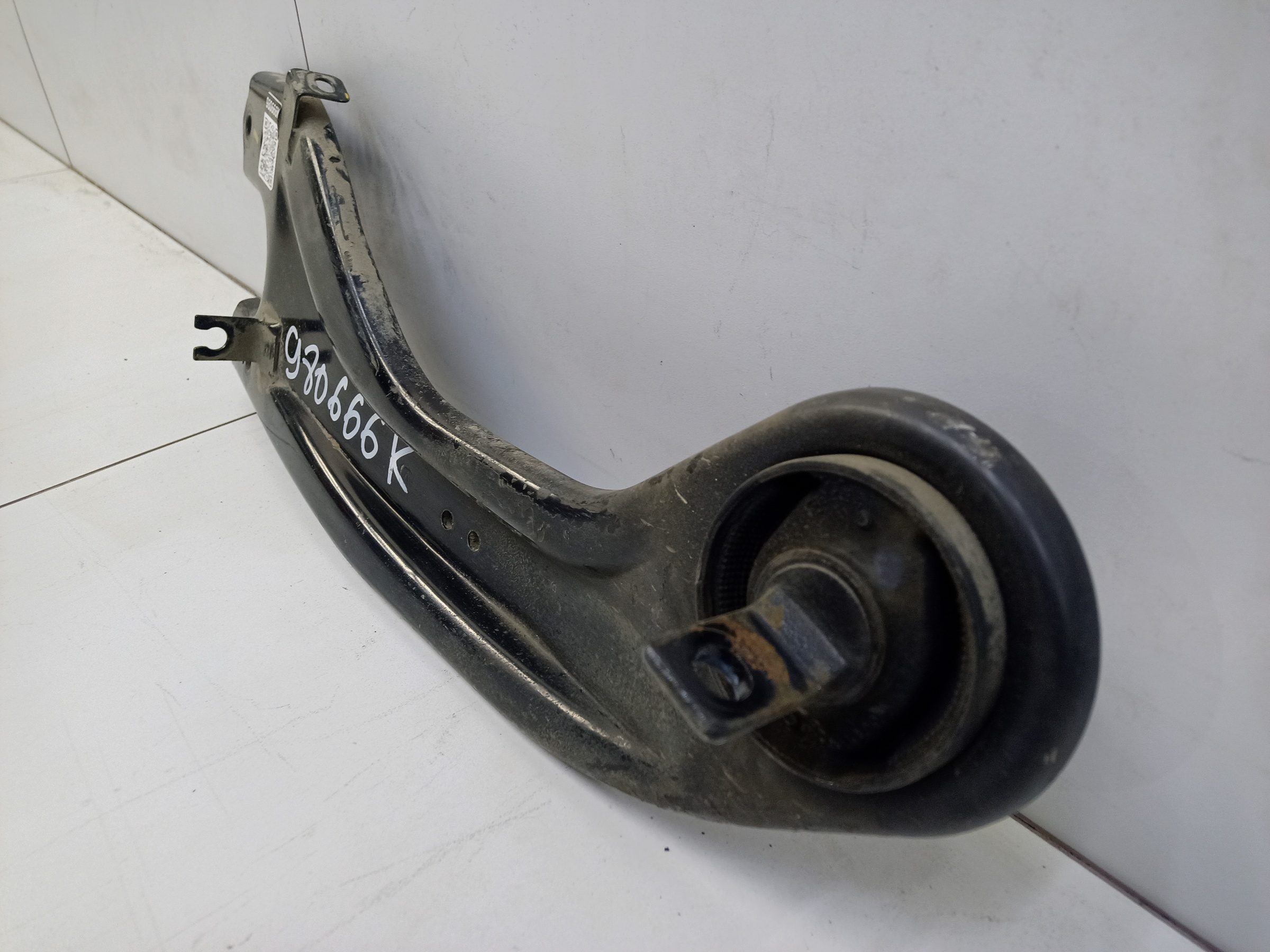 Рычаг задней подвески левый продольный Changan UNI-T