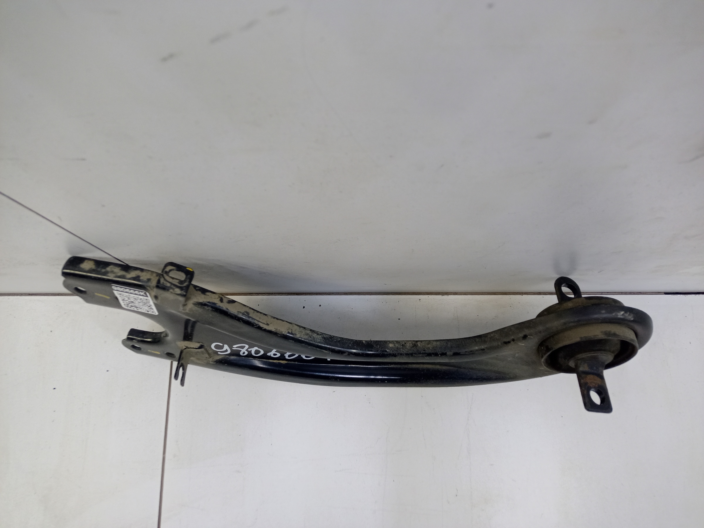 Рычаг задней подвески левый продольный Changan UNI-T