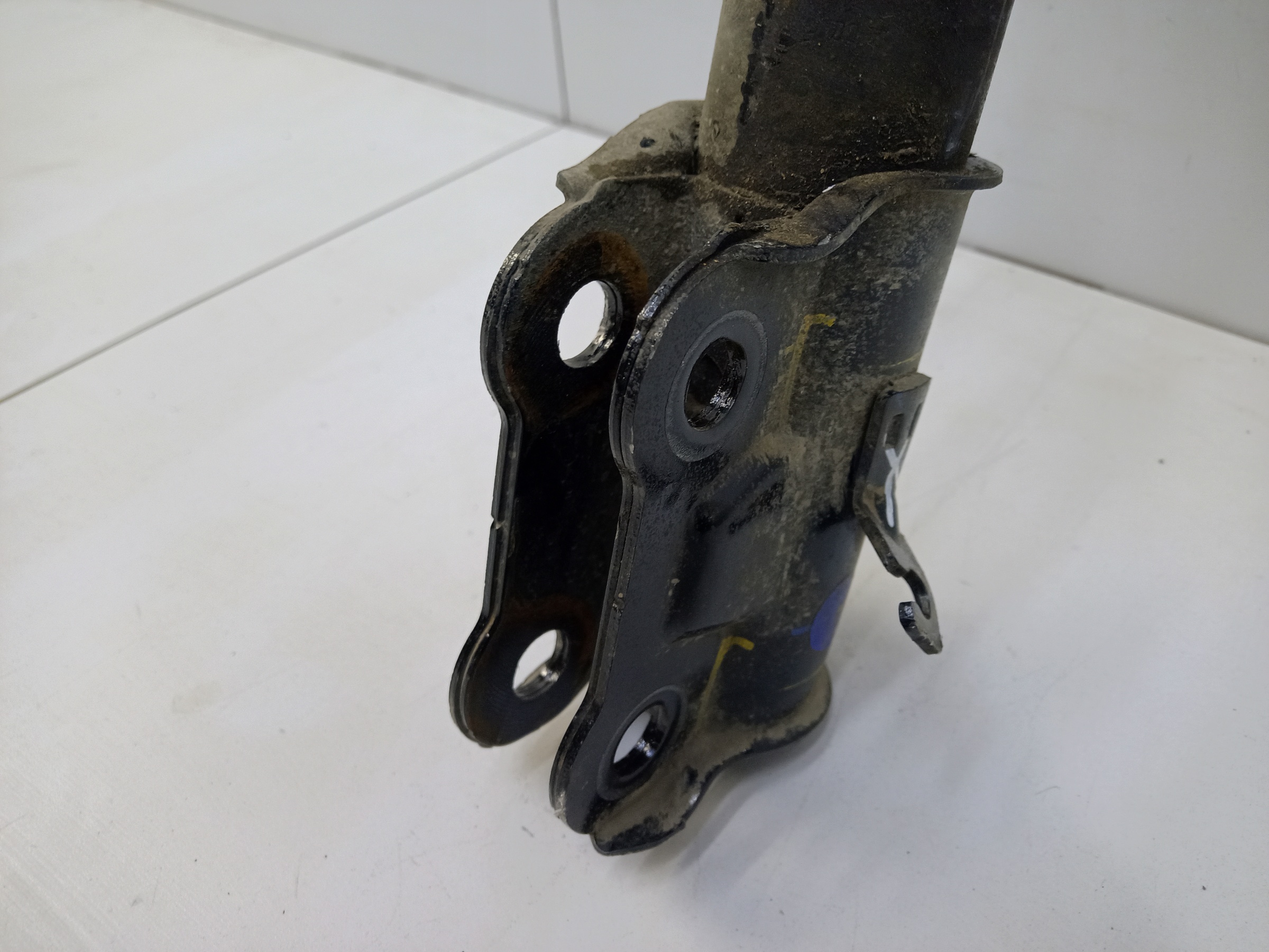 Амортизатор передней подвески левый Changan CS55PLUS Restail