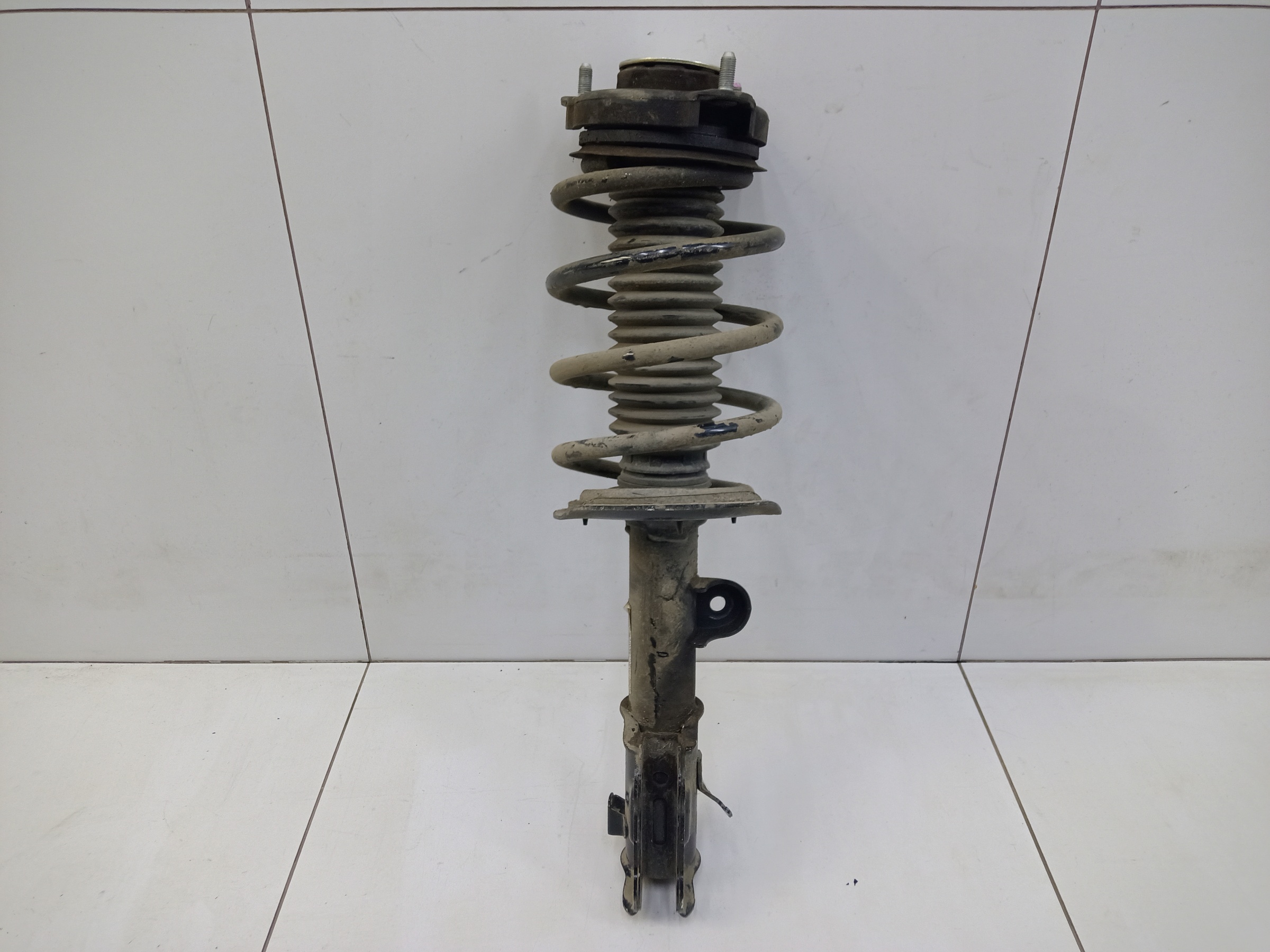 Амортизатор передней подвески левый Changan CS55PLUS Restail