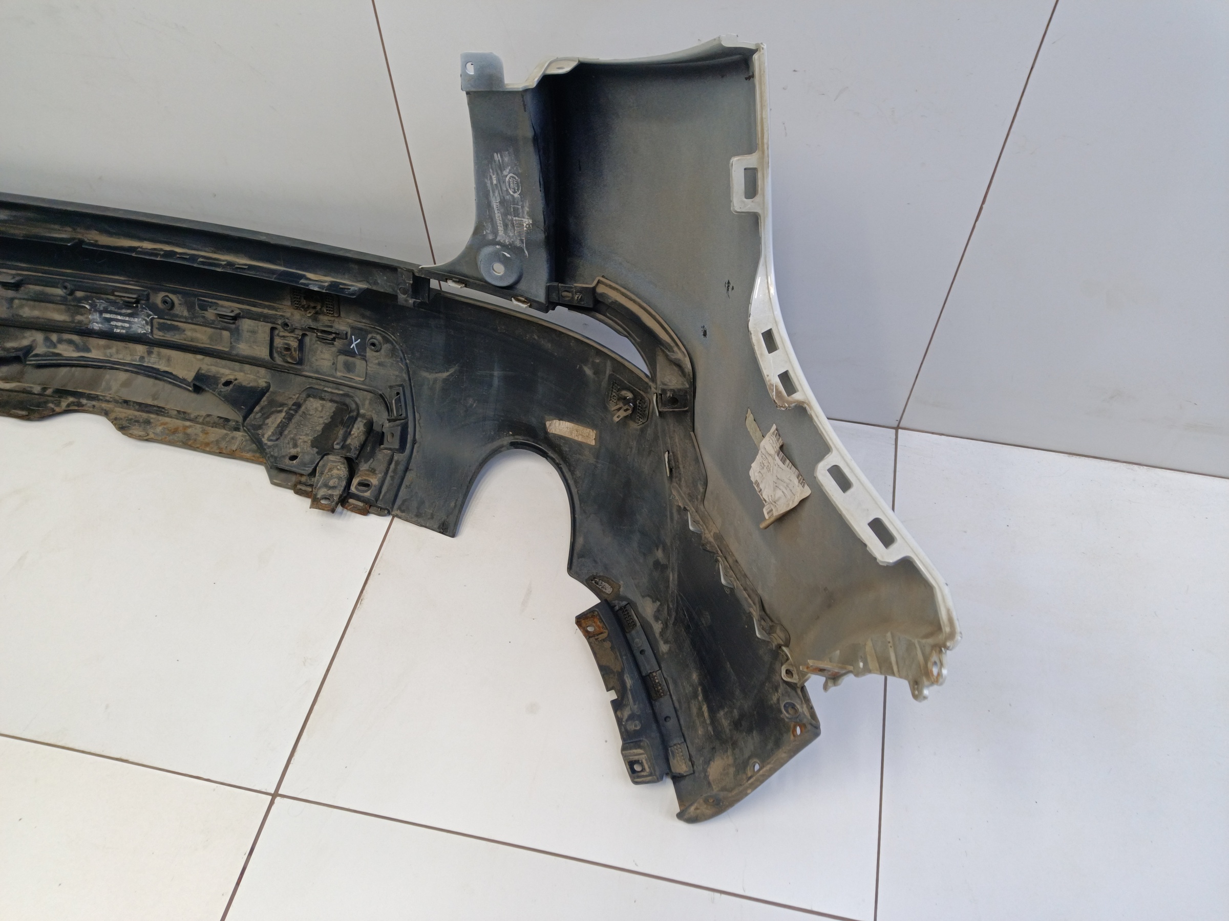 Бампер задний Land Rover Discovery Sport 1