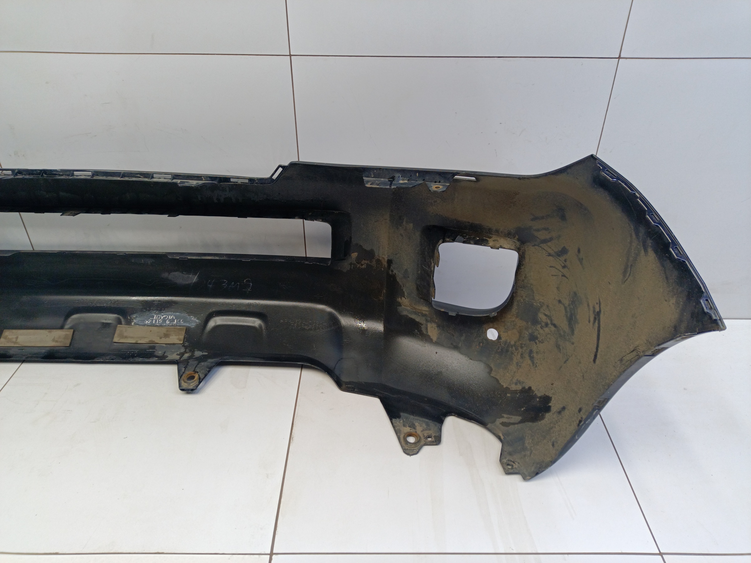 Бампер передний Toyota Land Cruiser 200 Restail 1