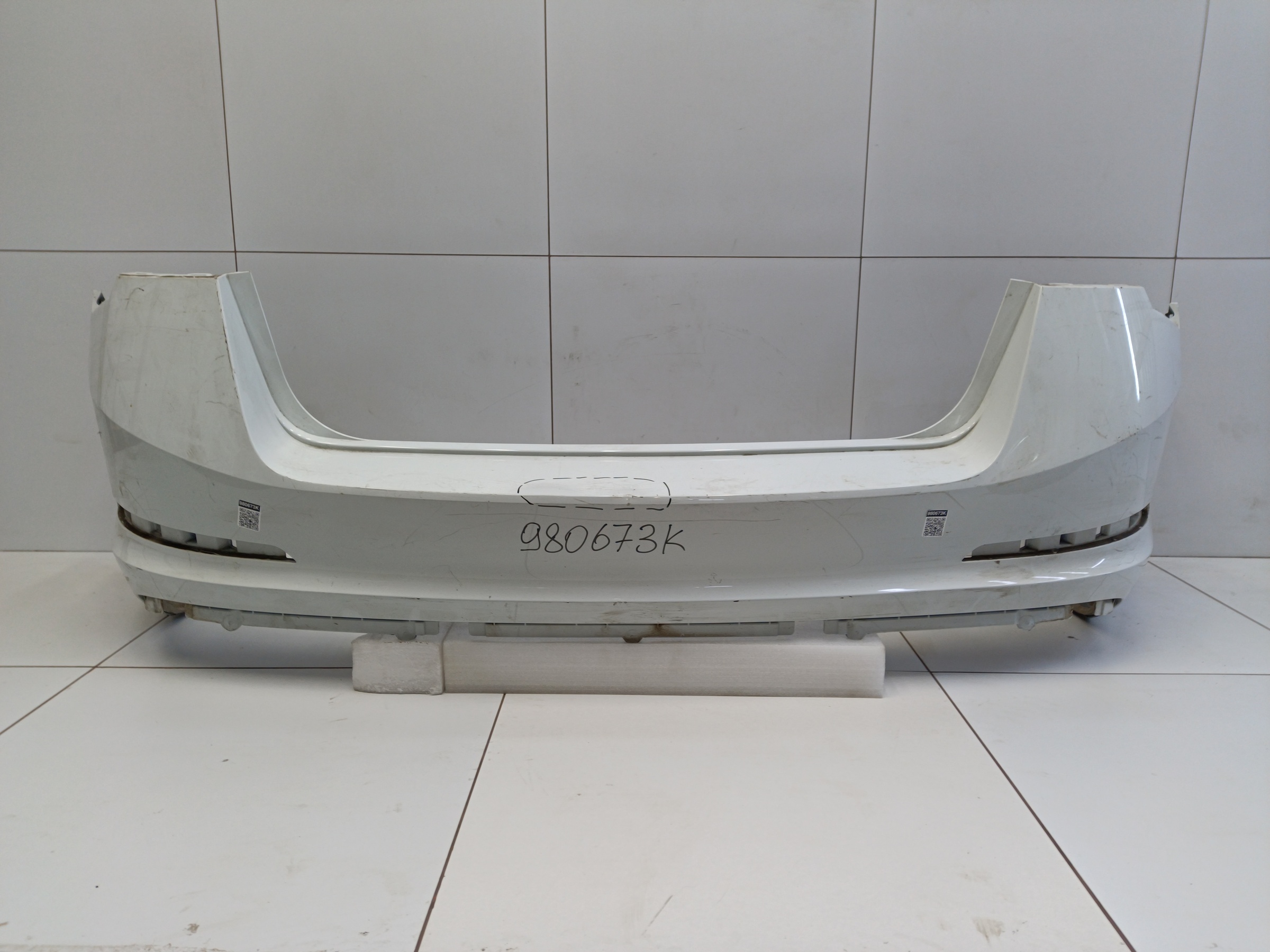 Бампер задний Skoda Rapid 2