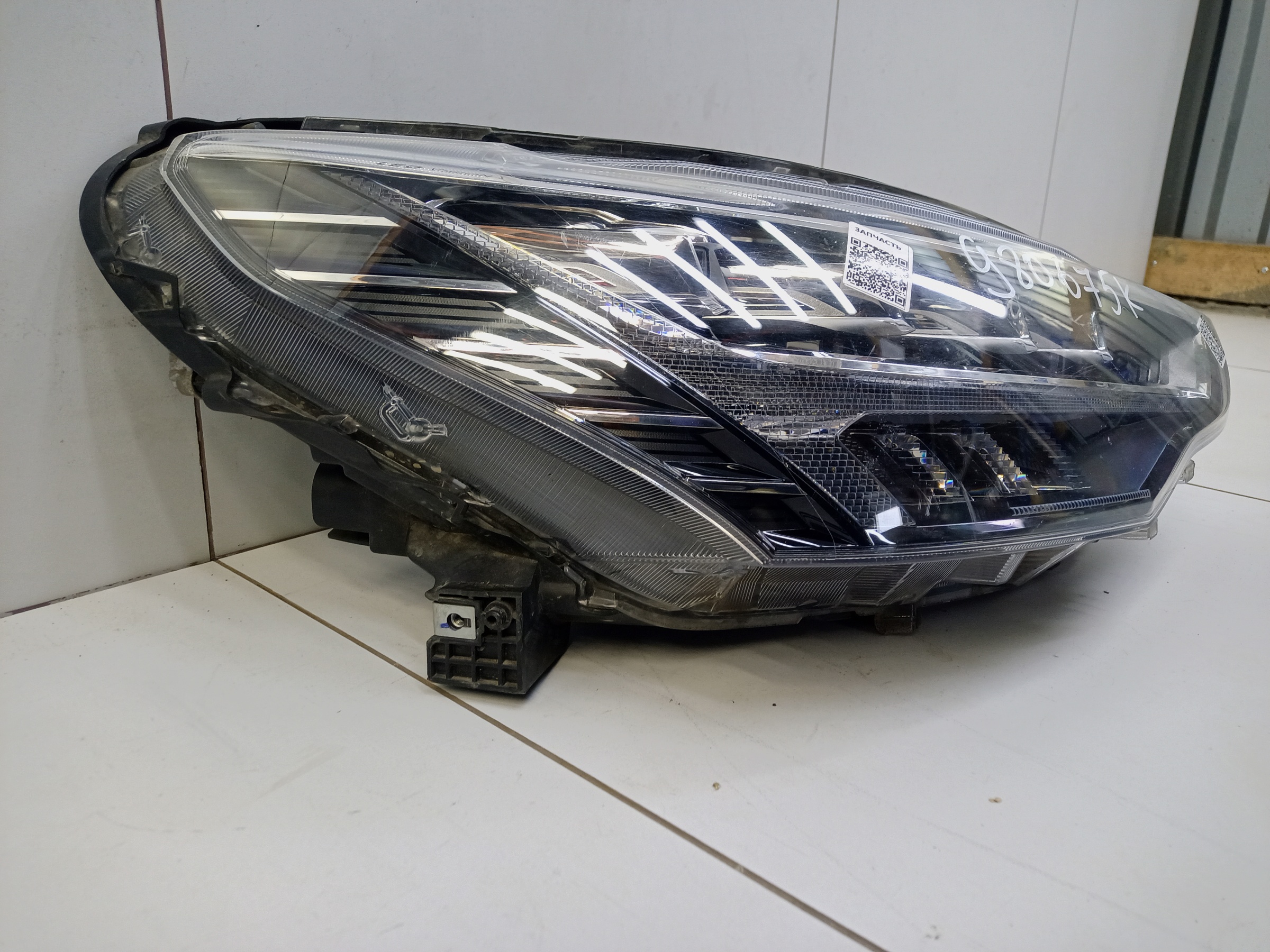 Фара передняя правая Haval Jolion LED