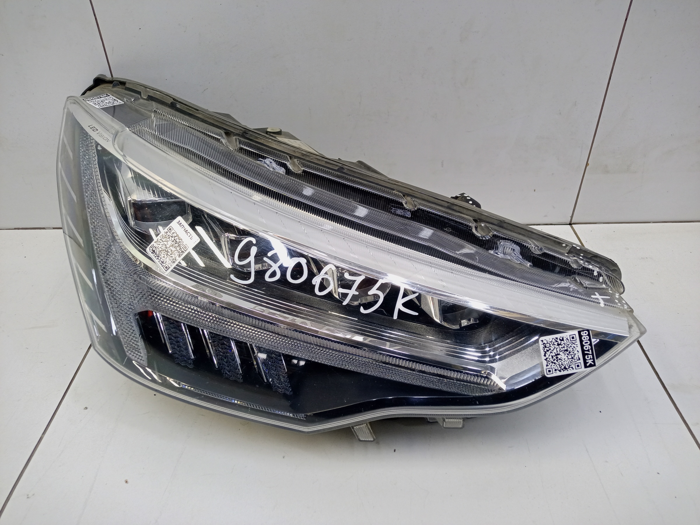 Фара передняя правая Haval Jolion LED