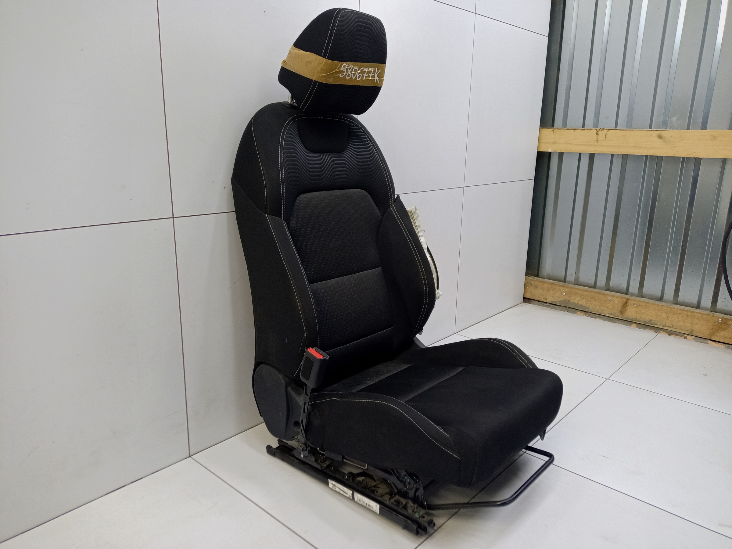 Сиденье переднее левое Geely Coolray