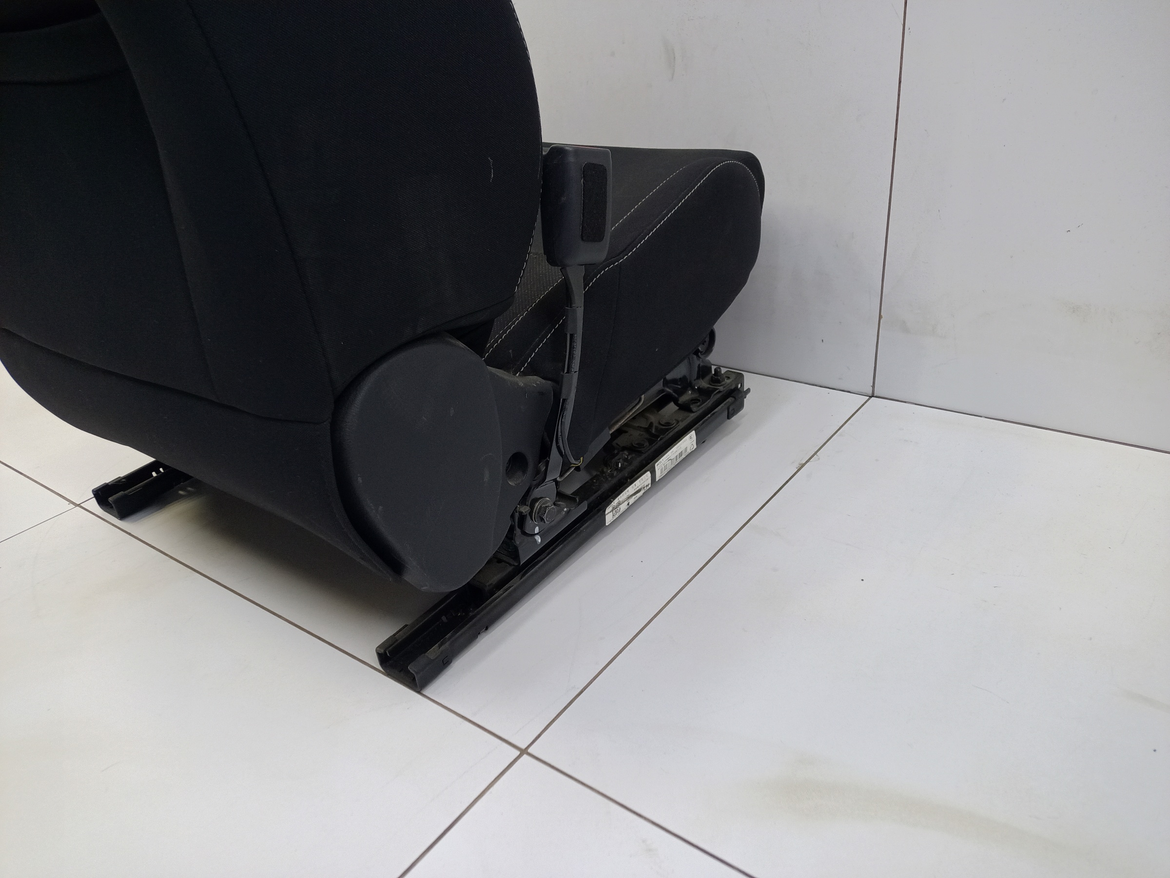 Сиденье переднее левое Geely Coolray