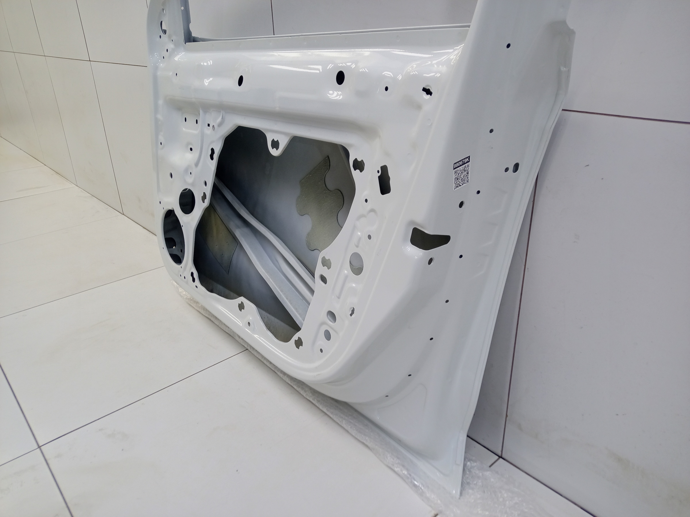 Дверь передняя правая Skoda Octavia A8