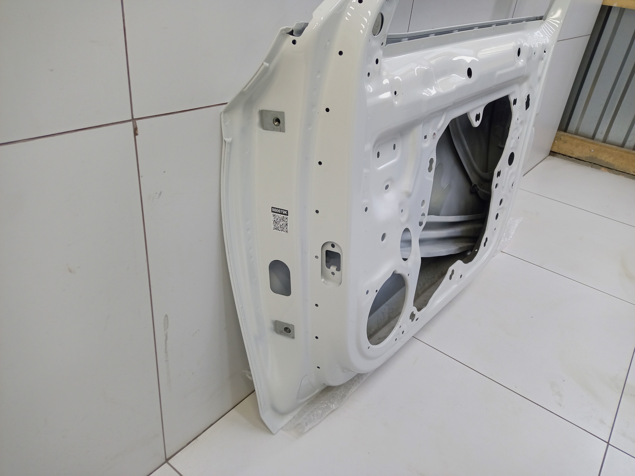 Дверь передняя правая Skoda Octavia A8