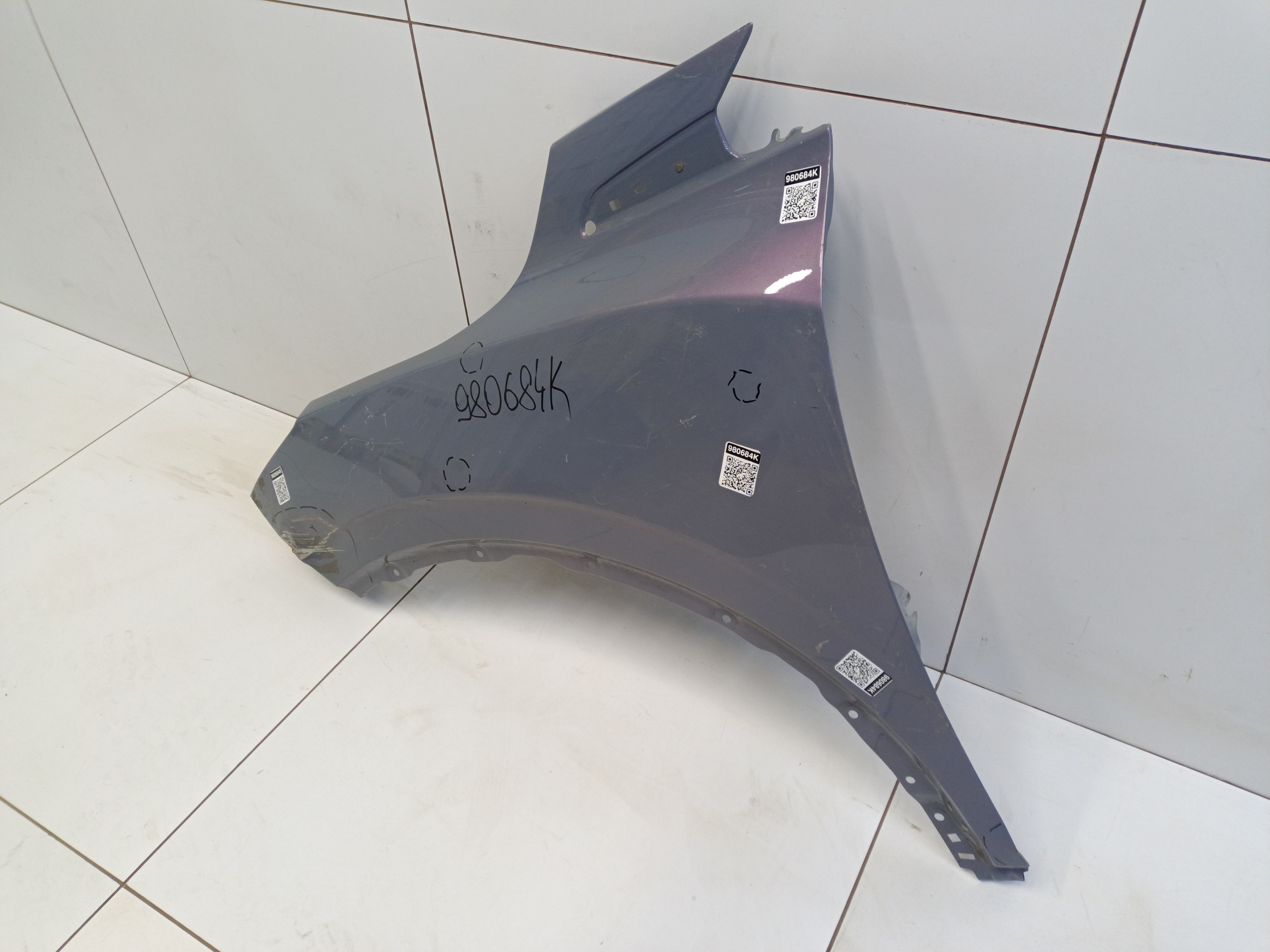 Крыло переднее левое Geely Coolray Restail