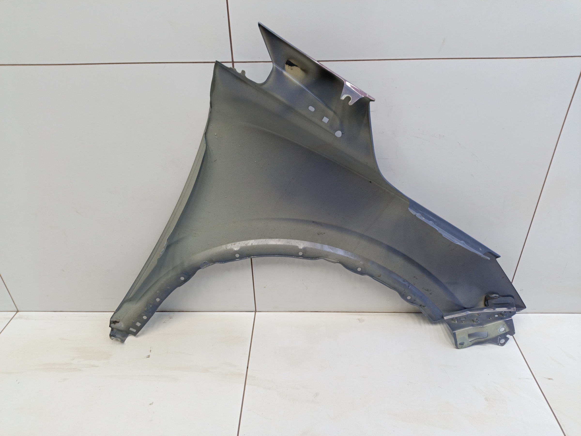 Крыло переднее левое Geely Coolray Restail