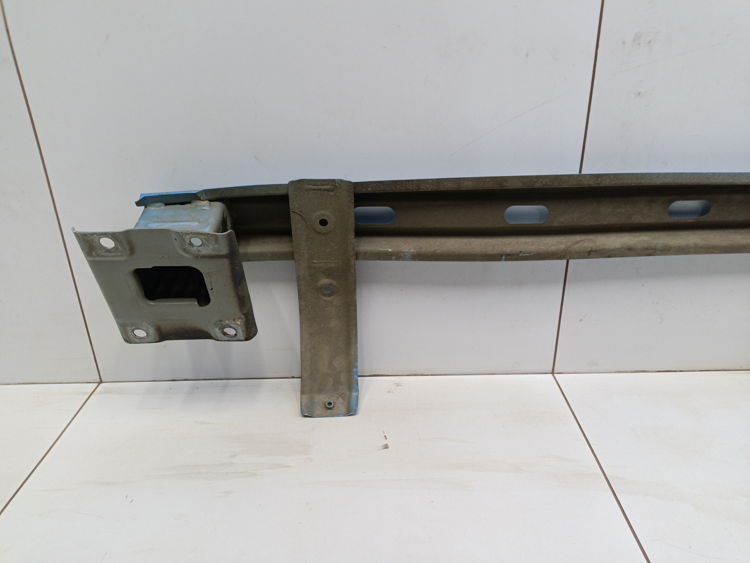 Усилитель заднего бампера Haval Jolion