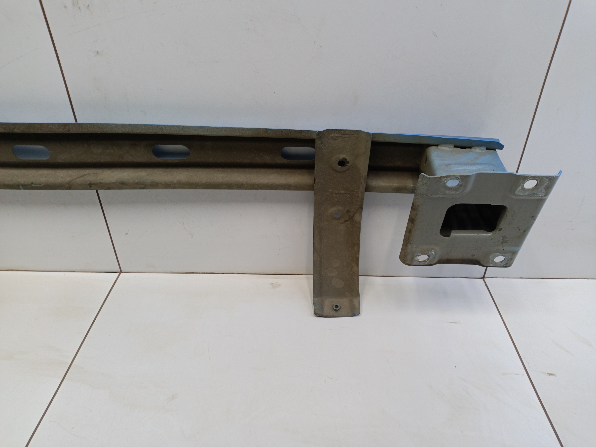 Усилитель заднего бампера Haval Jolion