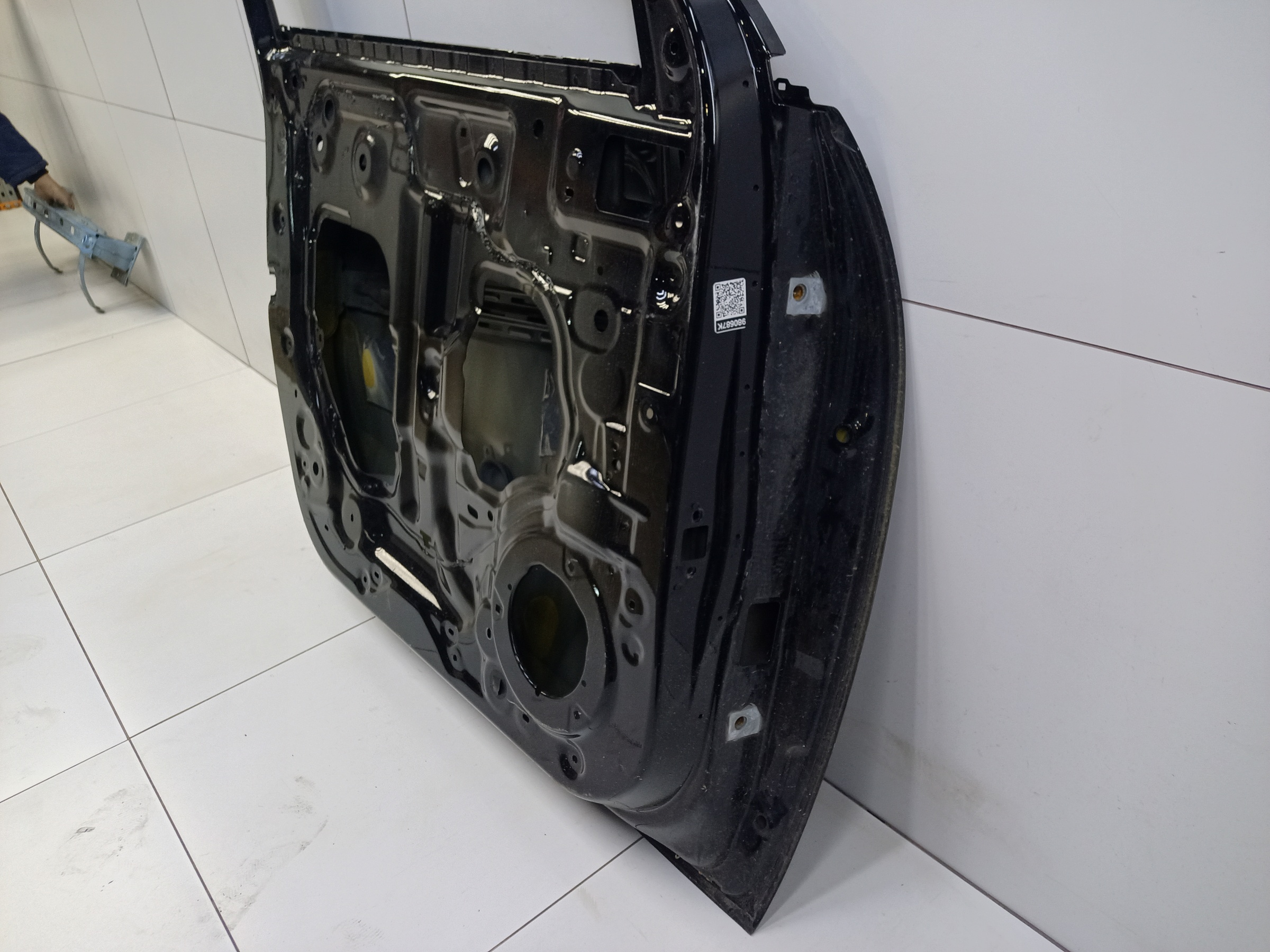 Дверь передняя левая Haval Jolion Restail