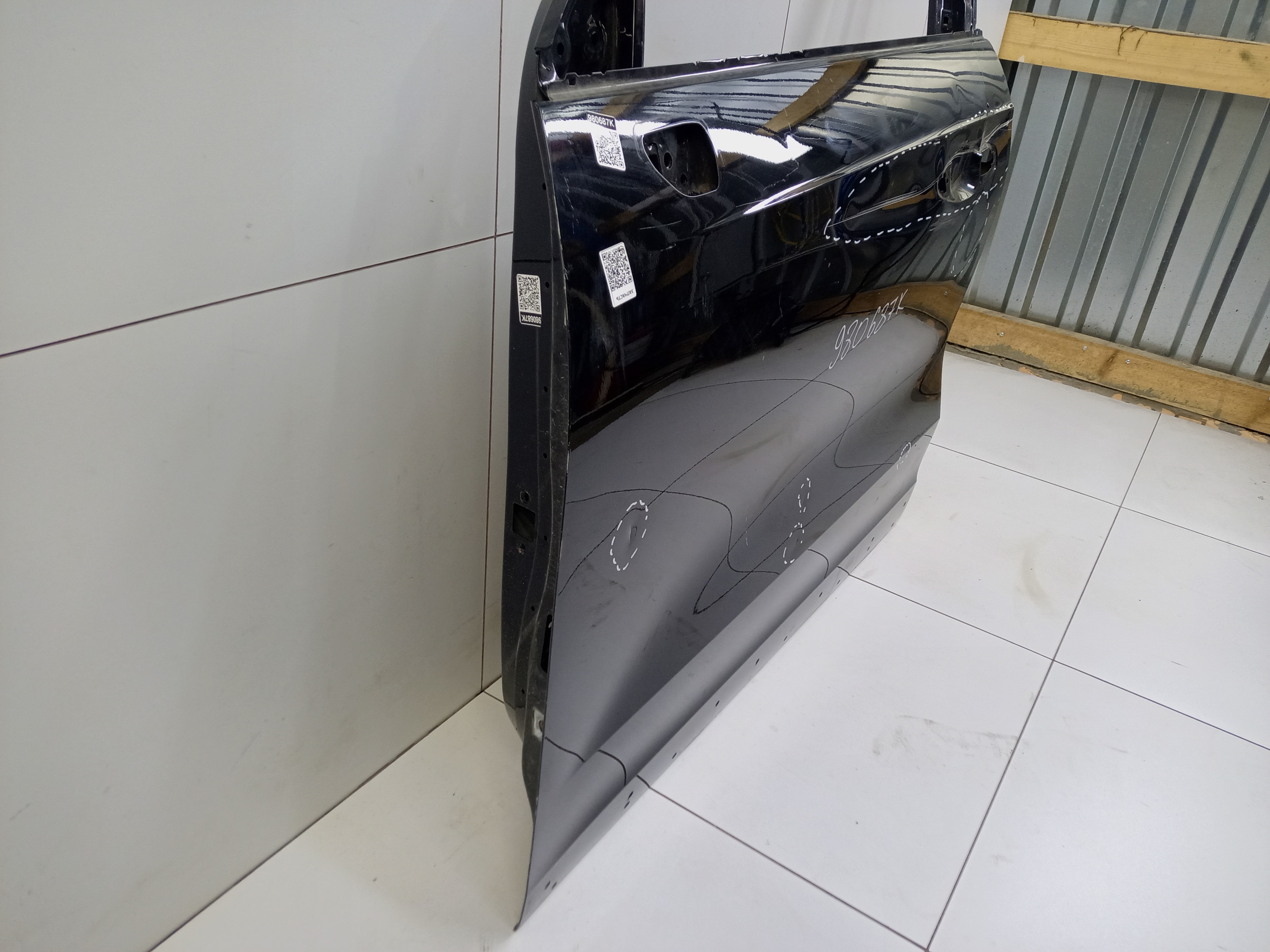 Дверь передняя левая Haval Jolion Restail