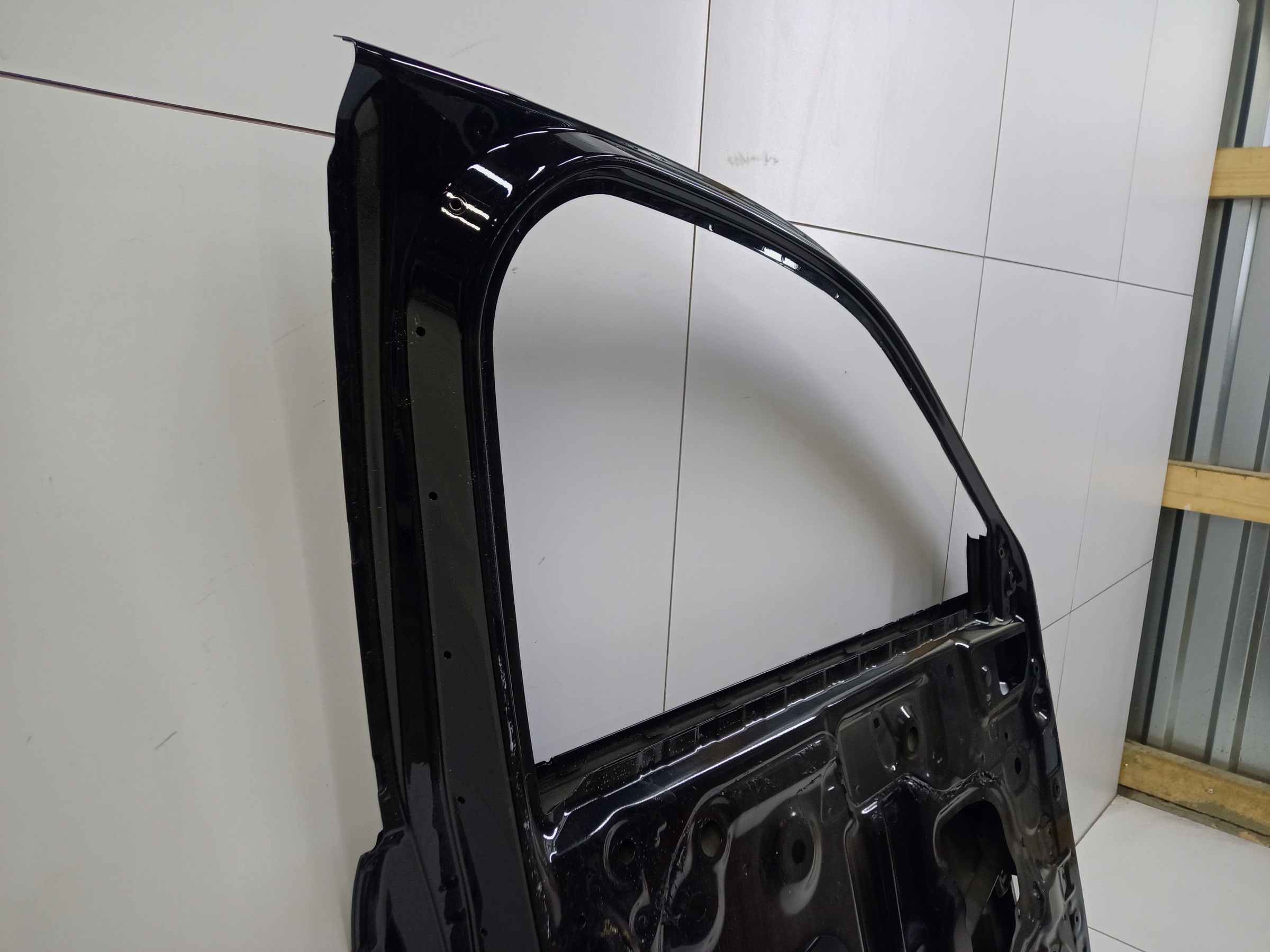 Дверь передняя левая Haval Jolion Restail