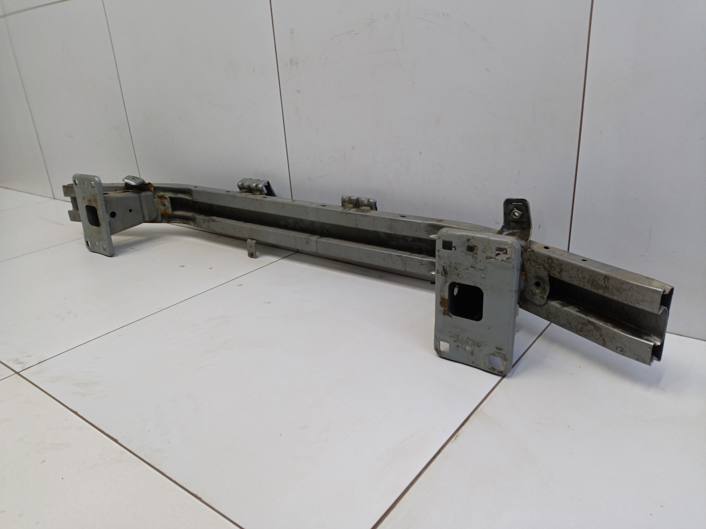 Усилитель переднего бампера Haval Jolion